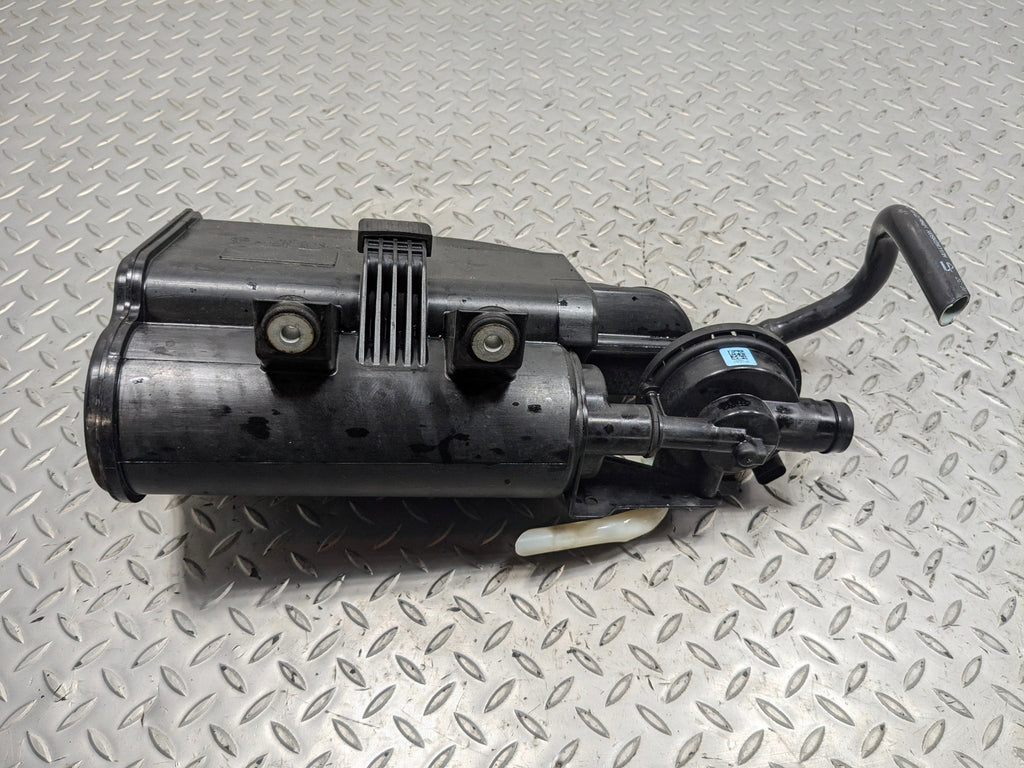 2015 - 2018 BMW 320I OEM FUEL VAPOR EVAPORATOR CHARCOAL CANISTER