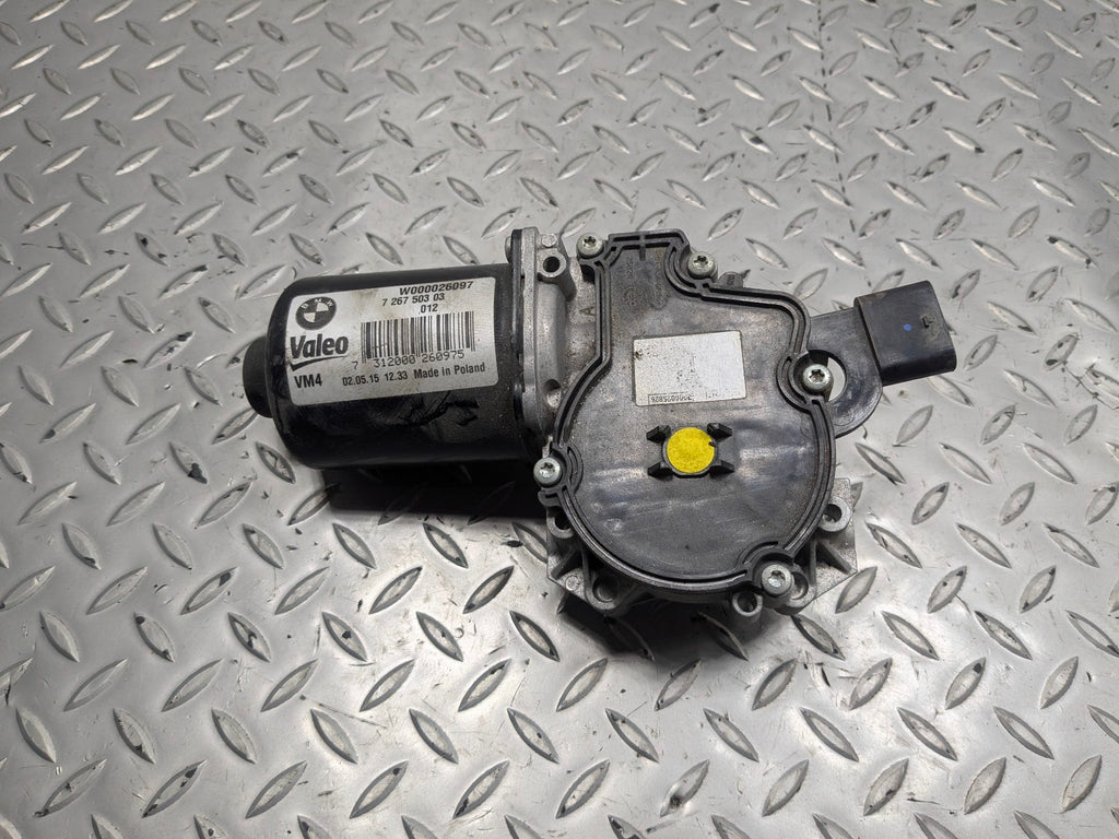 2015 - 2018 BMW 320I OEM FRONT WINDSHIELD WIPER MOTOR ASSEMBLY