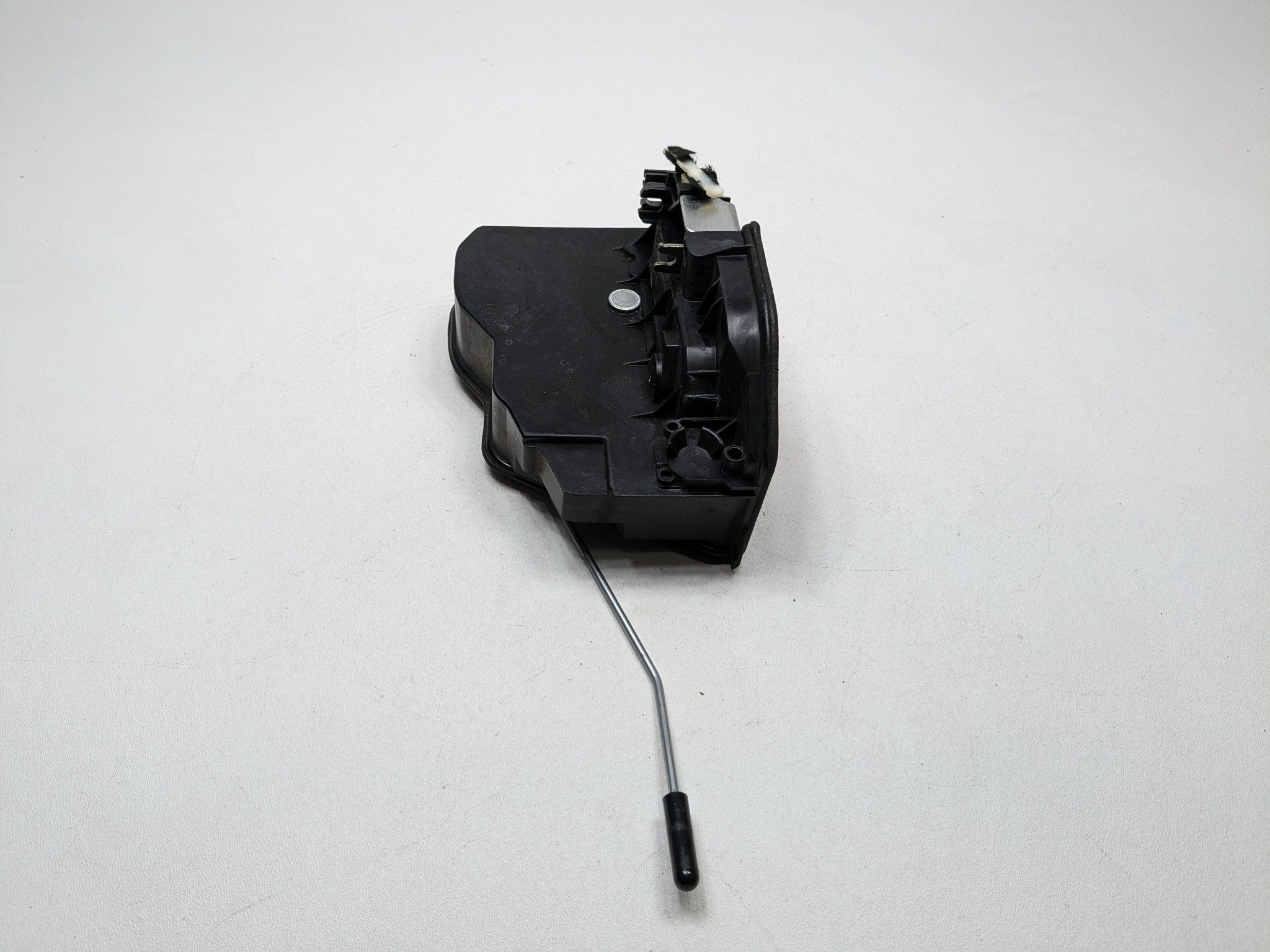 2015 - 2018 BMW 320I OEM DOOR LATCH LOCK ACTUATOR REAR RIGHT PASSENGER SIDE