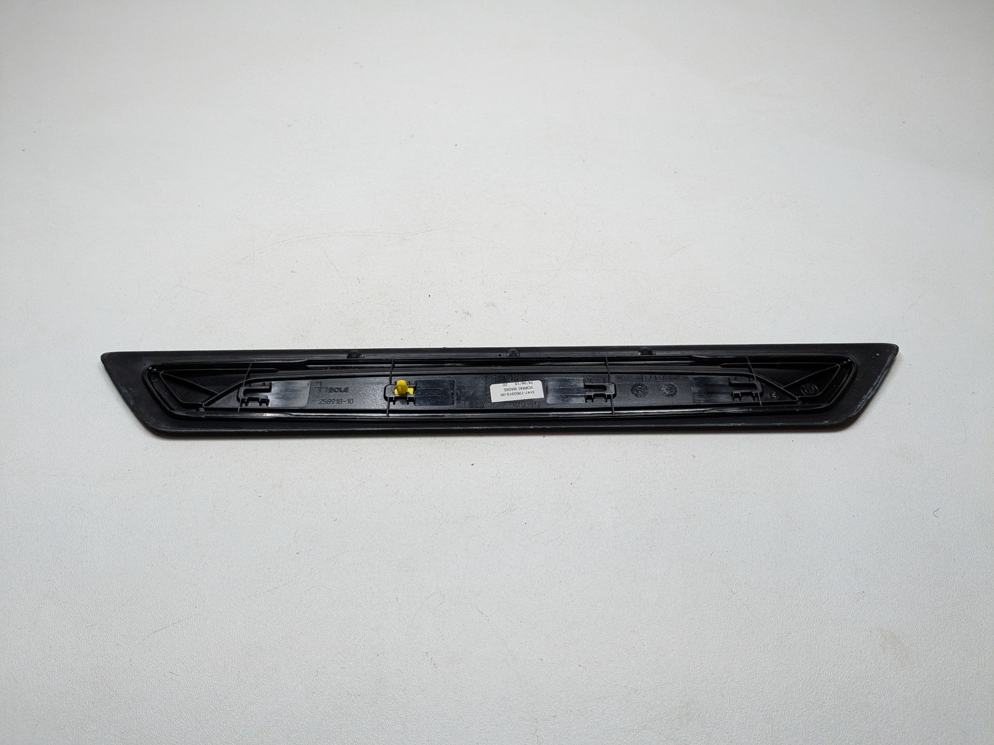 2015 - 2018 BMW 320I OEM SILL SCUFF PLATE TRIM PANEL FRONT LEFT DRIVER SIDE