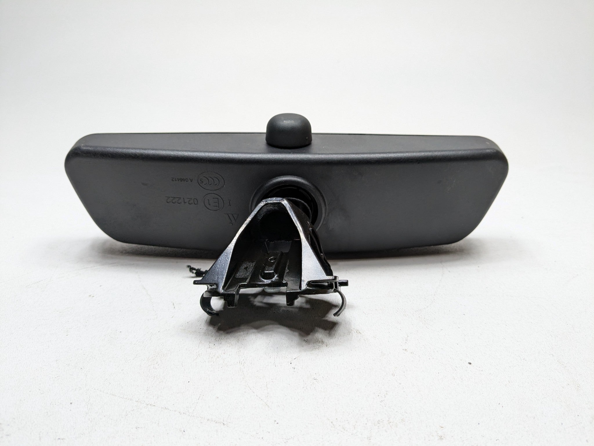 2015 - 2018 BMW 320I OEM REAR VIEW MIRROR INTERIOR UPPER ROOF FRONT CENTER