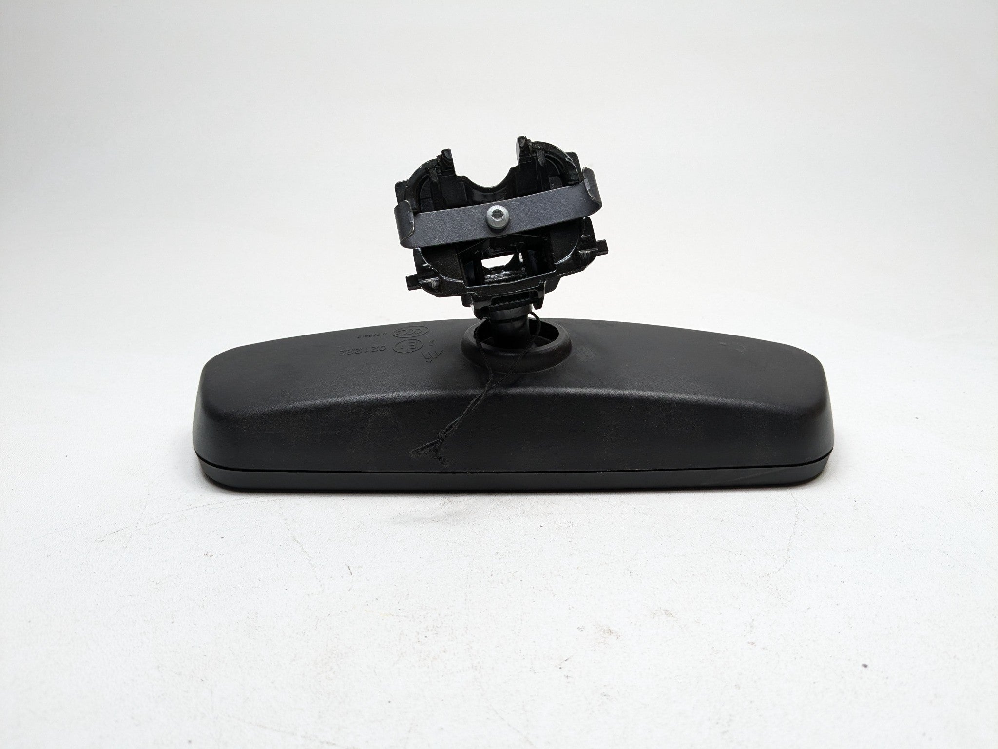 2015 - 2018 BMW 320I OEM REAR VIEW MIRROR INTERIOR UPPER ROOF FRONT CENTER