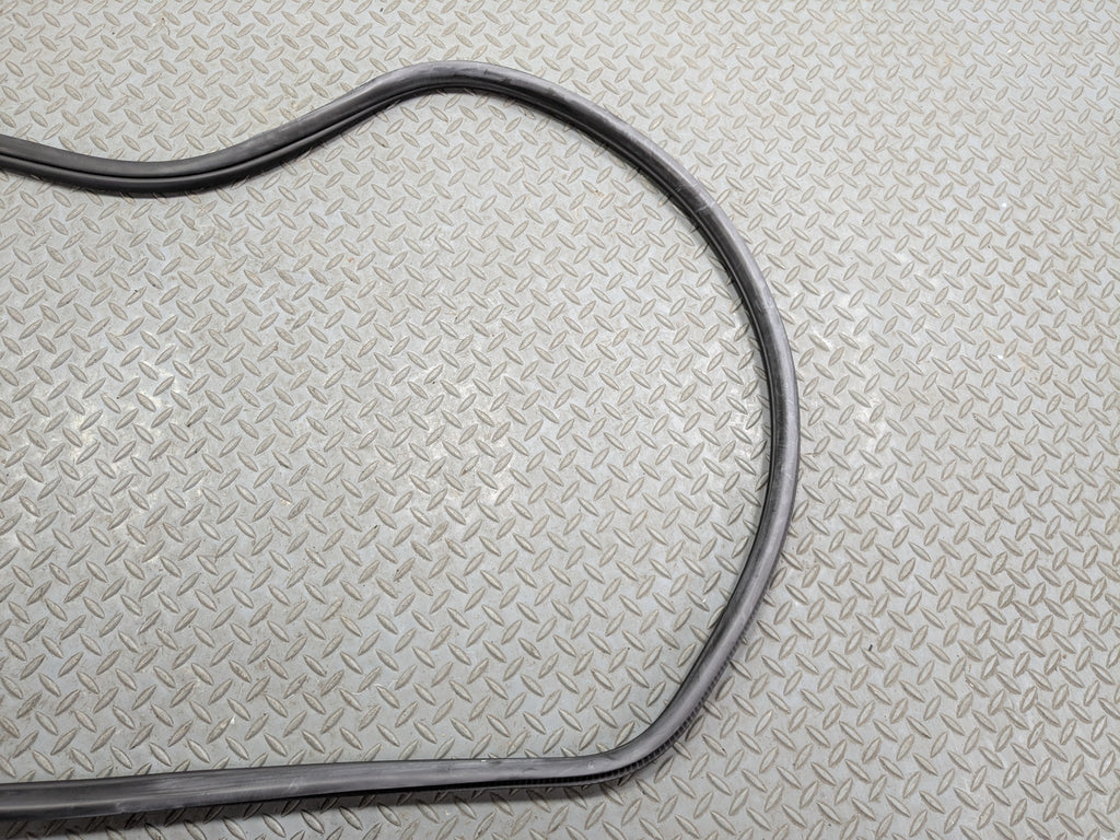 2015 - 2018 BMW 320I OEM DOOR SEAL WEATHER STRIPPING RUBBER BLACK REAR LEFT SIDE