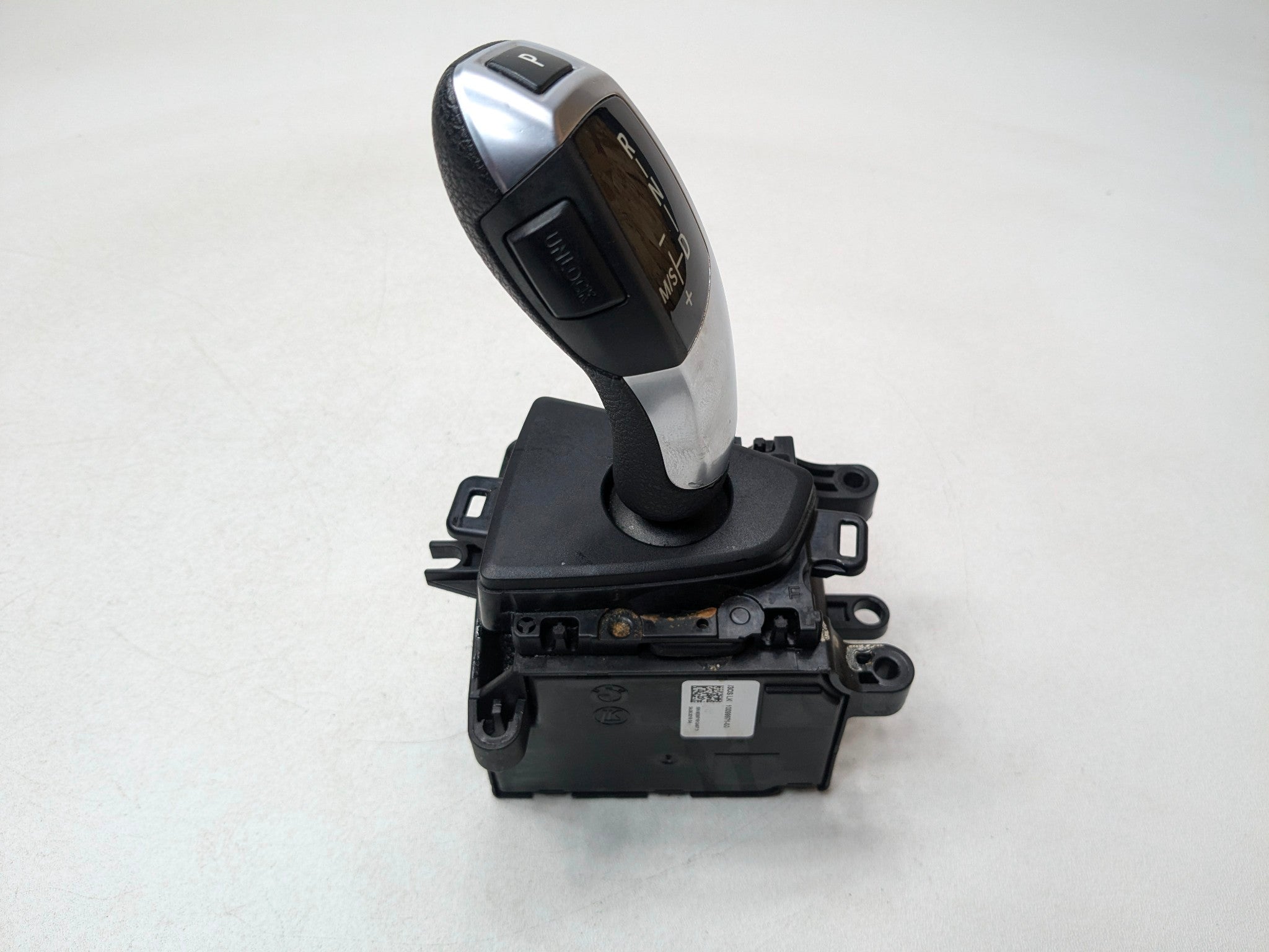 2015 - 2018 BMW 320I OEM AUTOMATIC TRANSMISSION GEAR SHIFTER SELECTOR