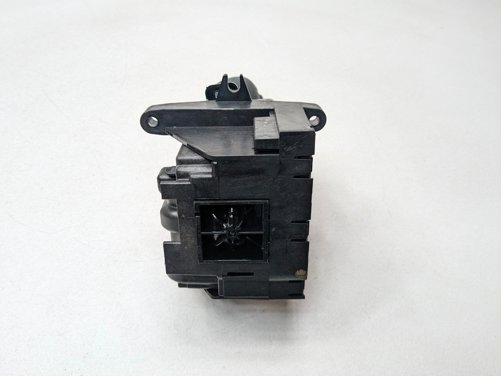 2015 - 2018 BMW 320I OEM AUTOMATIC TRANSMISSION GEAR SHIFTER SELECTOR