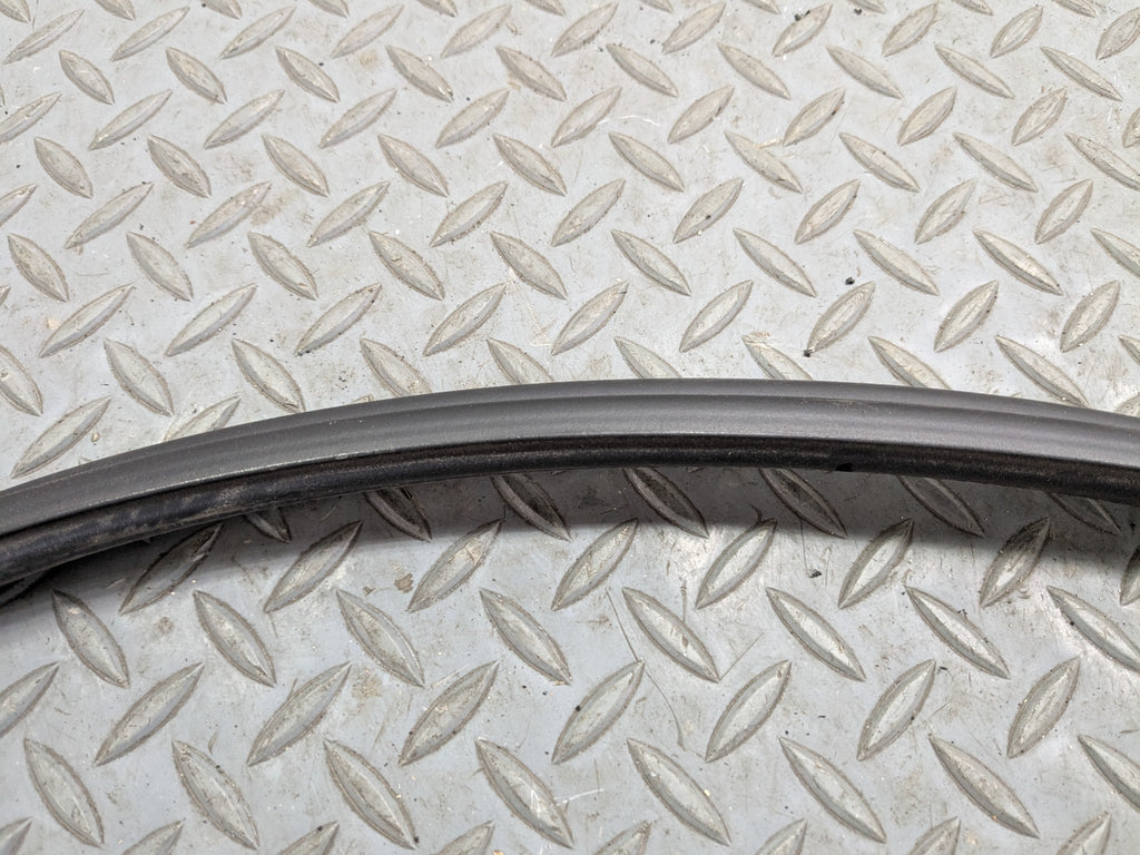 2015 - 2018 BMW 320I OEM TRUNK WEATHER SEAL STRIPPING RUBBER REAR BLACK