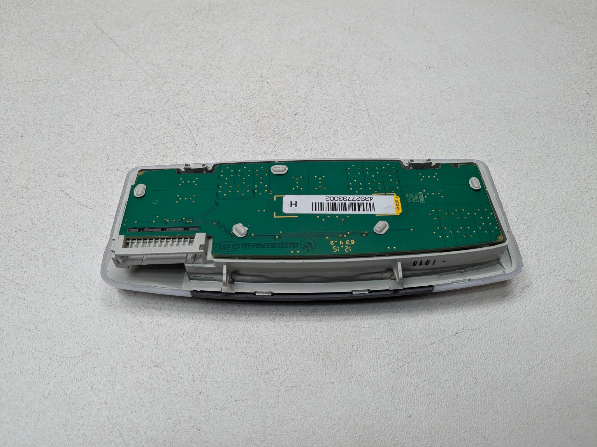 2015 - 2018 BMW 320I OEM REAR UPPER OVERHEAD DOME INTERIOR LIGHT ASSEMBLY