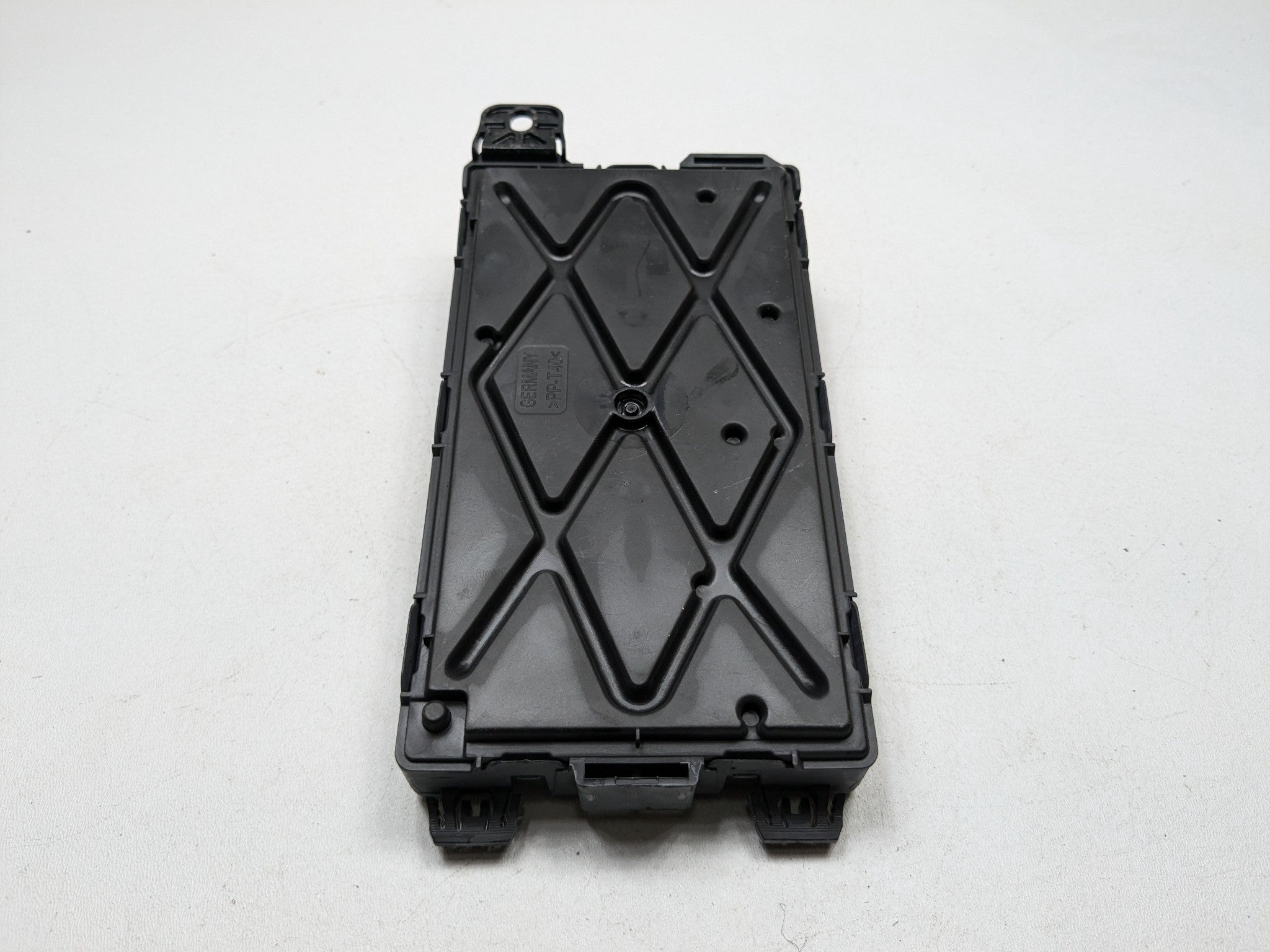 2015 - 2018 BMW 320I OEM REAR TRUNK BCM ELECTRIC BODY CONTROL MODULE UNIT
