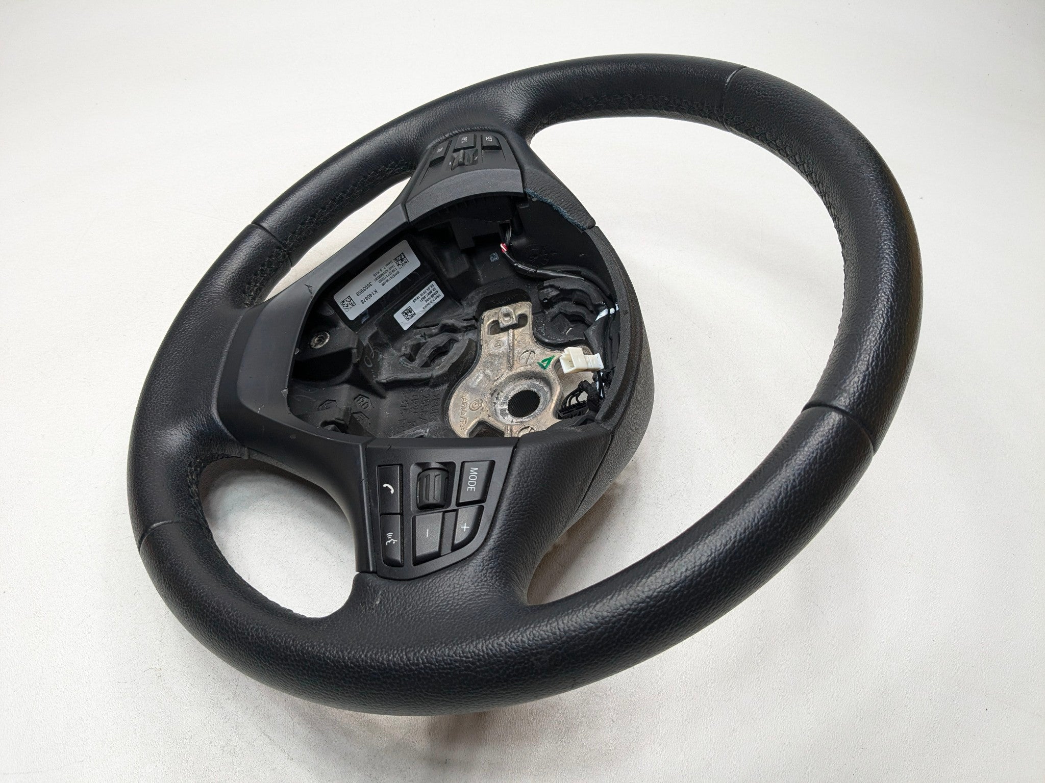 2015 - 2018 BMW 320I OEM STEERING WHEEL WITH MULTIFUNCTIONAL CONTROL SWITCH