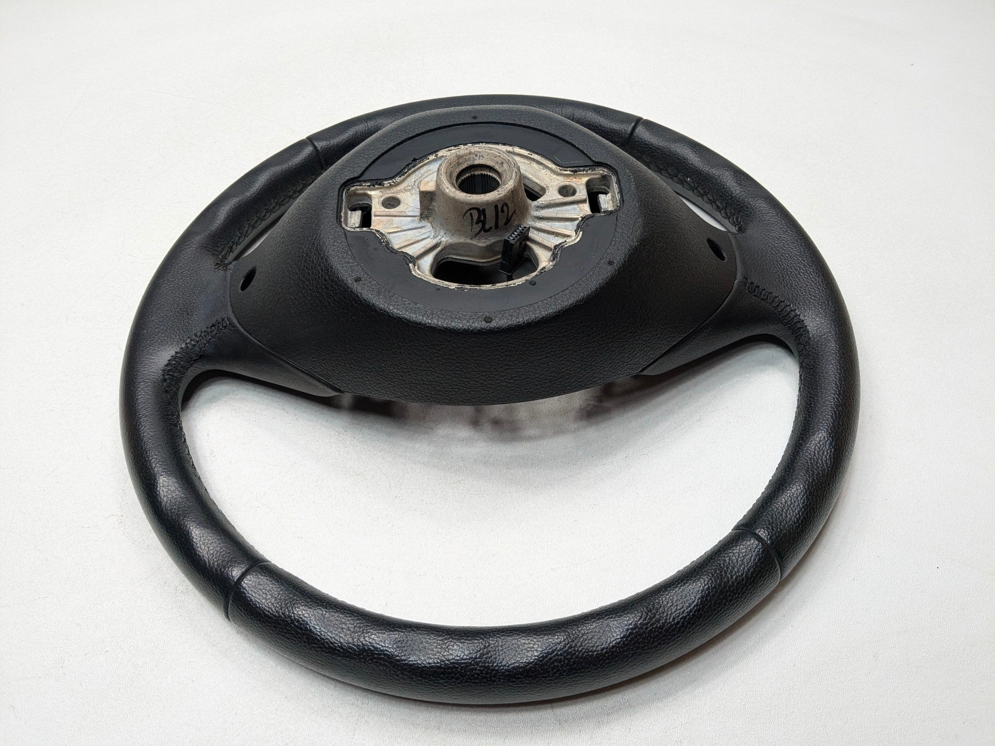 2015 - 2018 BMW 320I OEM STEERING WHEEL WITH MULTIFUNCTIONAL CONTROL SWITCH
