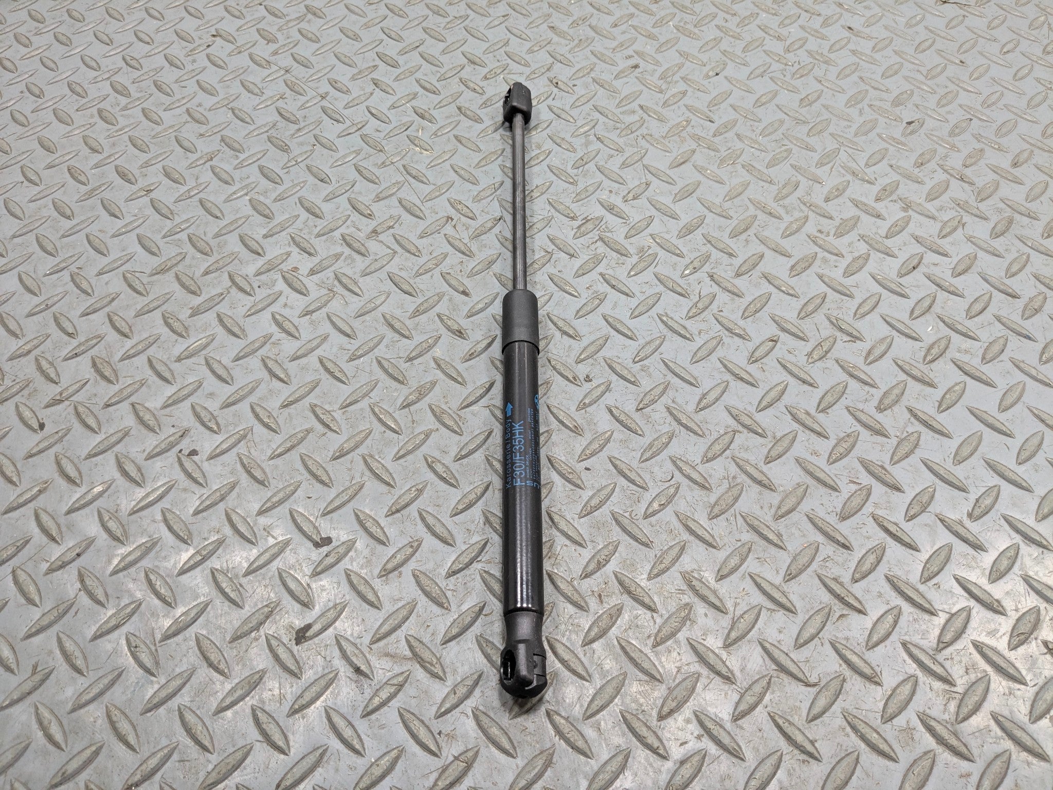 2015 - 2018 BMW 320I OEM HATCHBACK LIFT SUPPORT STRUT ASSEMBLY REAR TRUNK LID