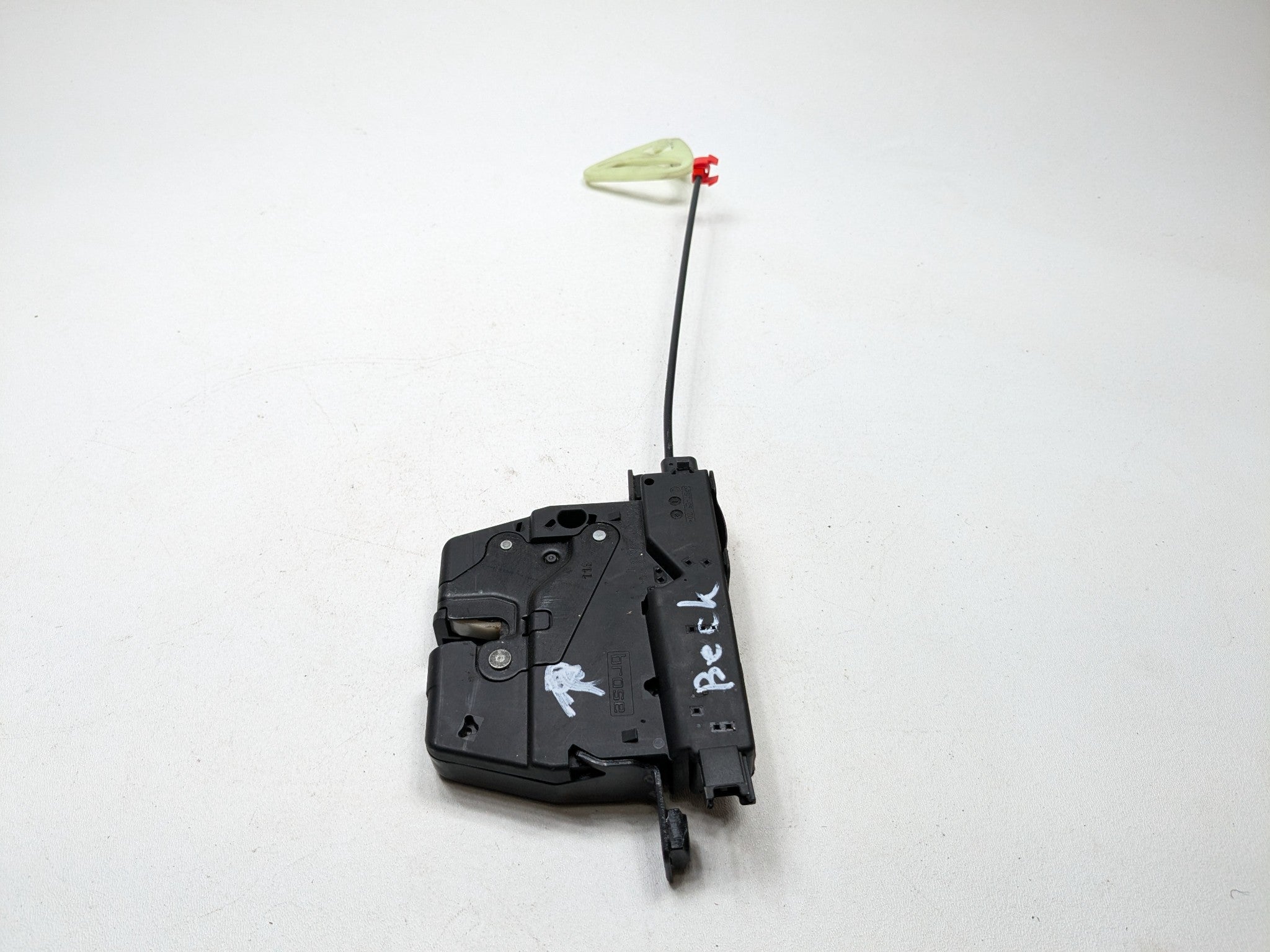 2015 - 2018 BMW 320I OEM REAR TRUNK LID LOCK LATCH ACTUATOR BLACK