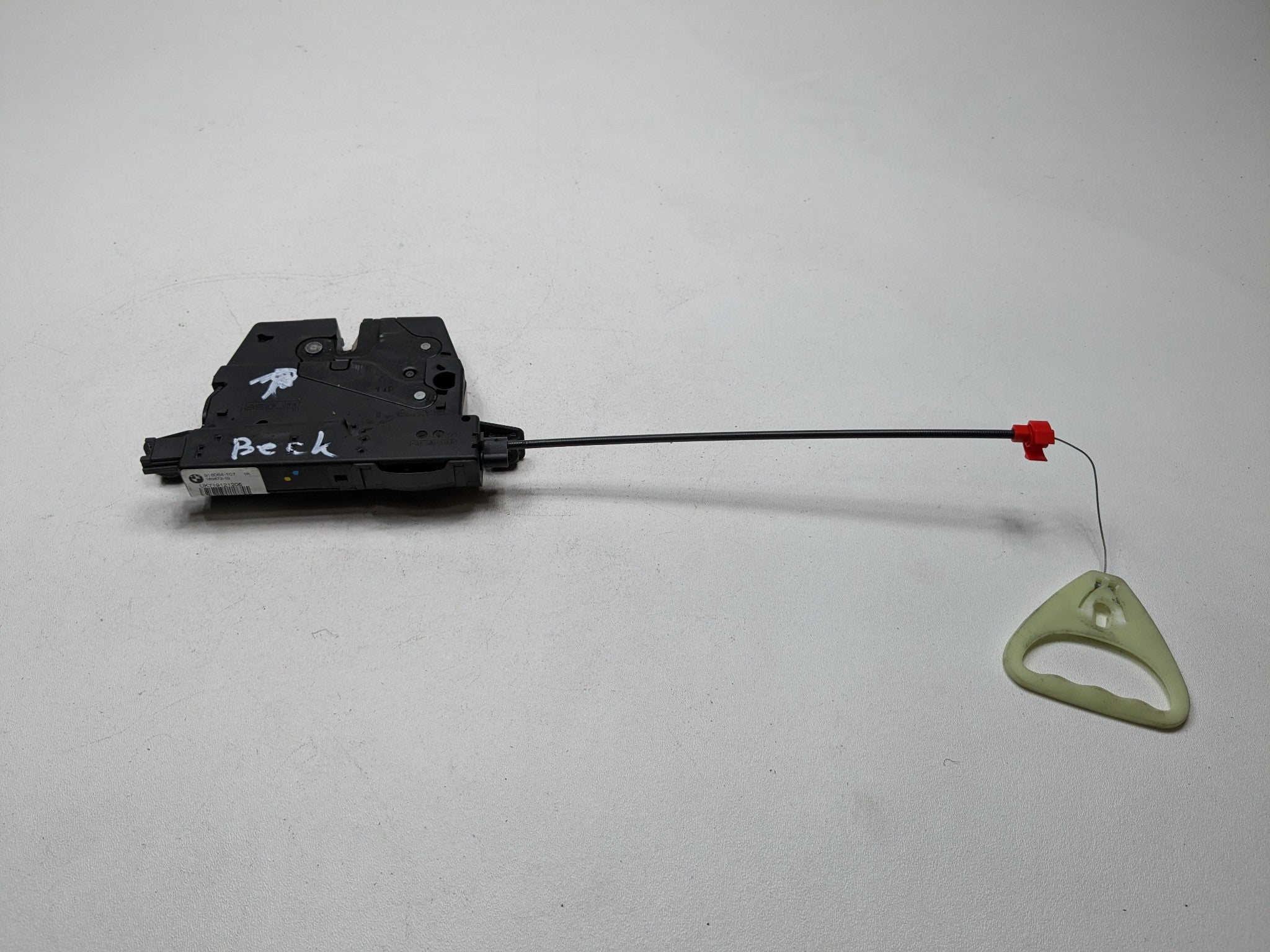 2015 - 2018 BMW 320I OEM REAR TRUNK LID LOCK LATCH ACTUATOR BLACK