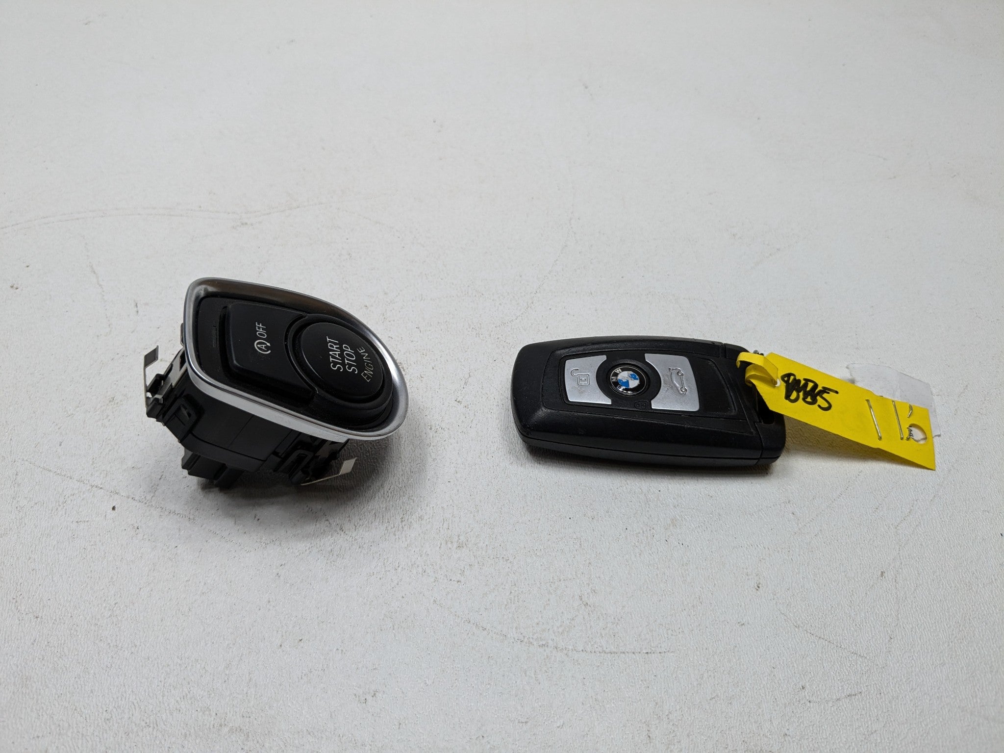 2015 - 2018 BMW 320I OEM ENGINE START STOP IGNITION BUTTON SWITCH WITH KEY