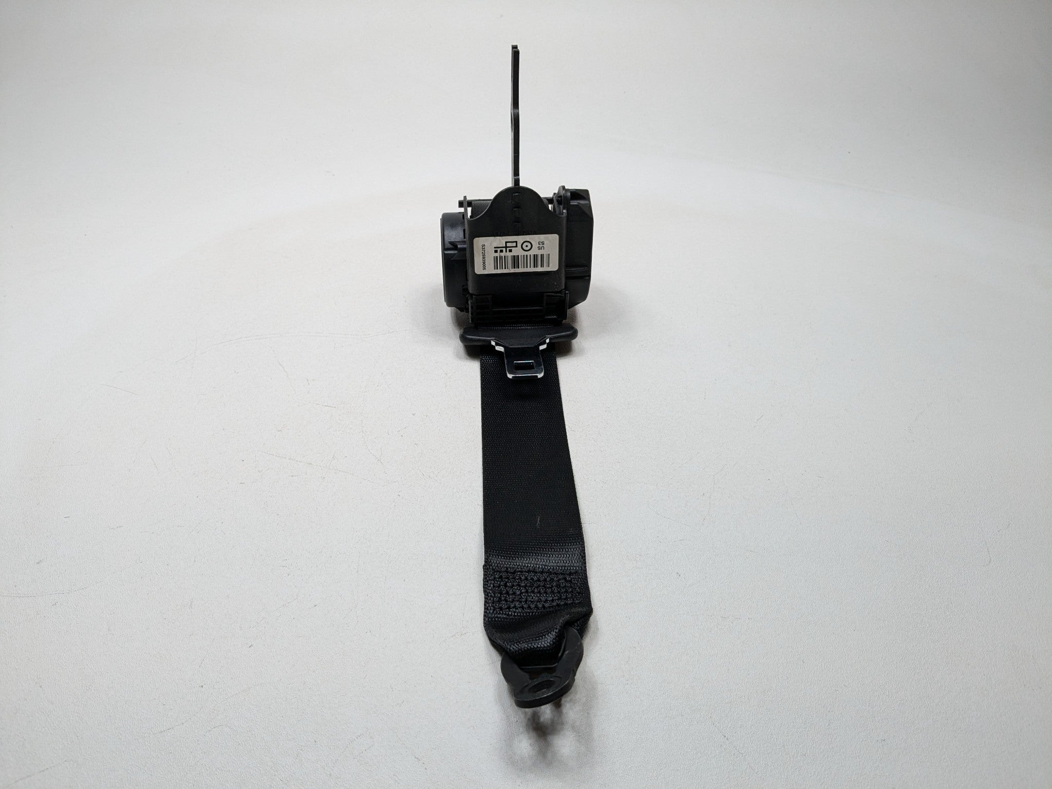 2015 - 2018 BMW 320I OEM SEATBELT SEAT BELT RETRACTOR REAR LEFT SIDE BLACK