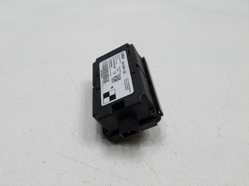 2015 - 2018 BMW 320I OEM RADIO RECIEVER REMOTE COMPUTER CONTROL MODULE UNIT