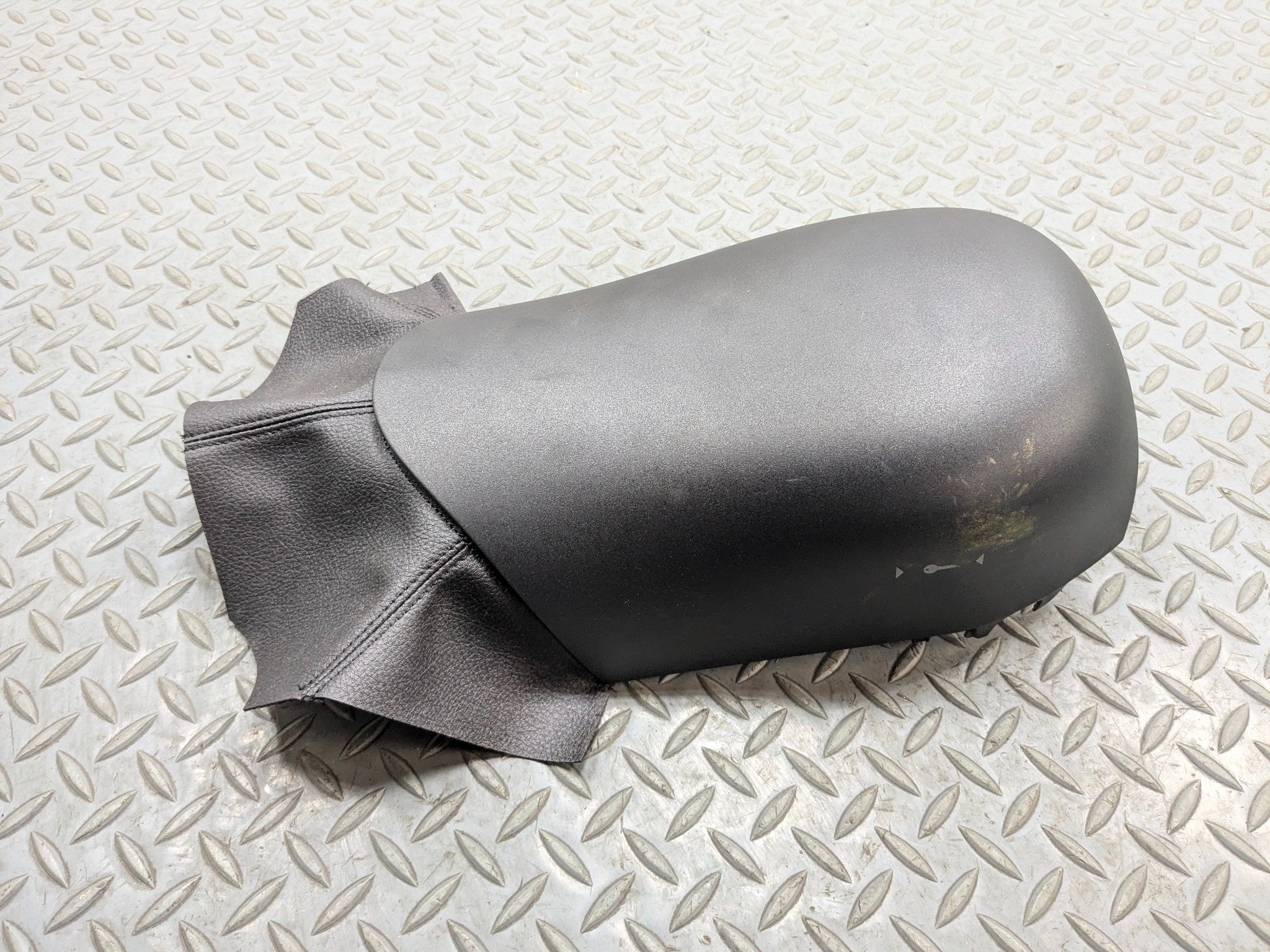 2015 - 2018 BMW 320I OEM STEERING COLUMN BOTTOM TRIM COVER PANEL LEFT SIDE