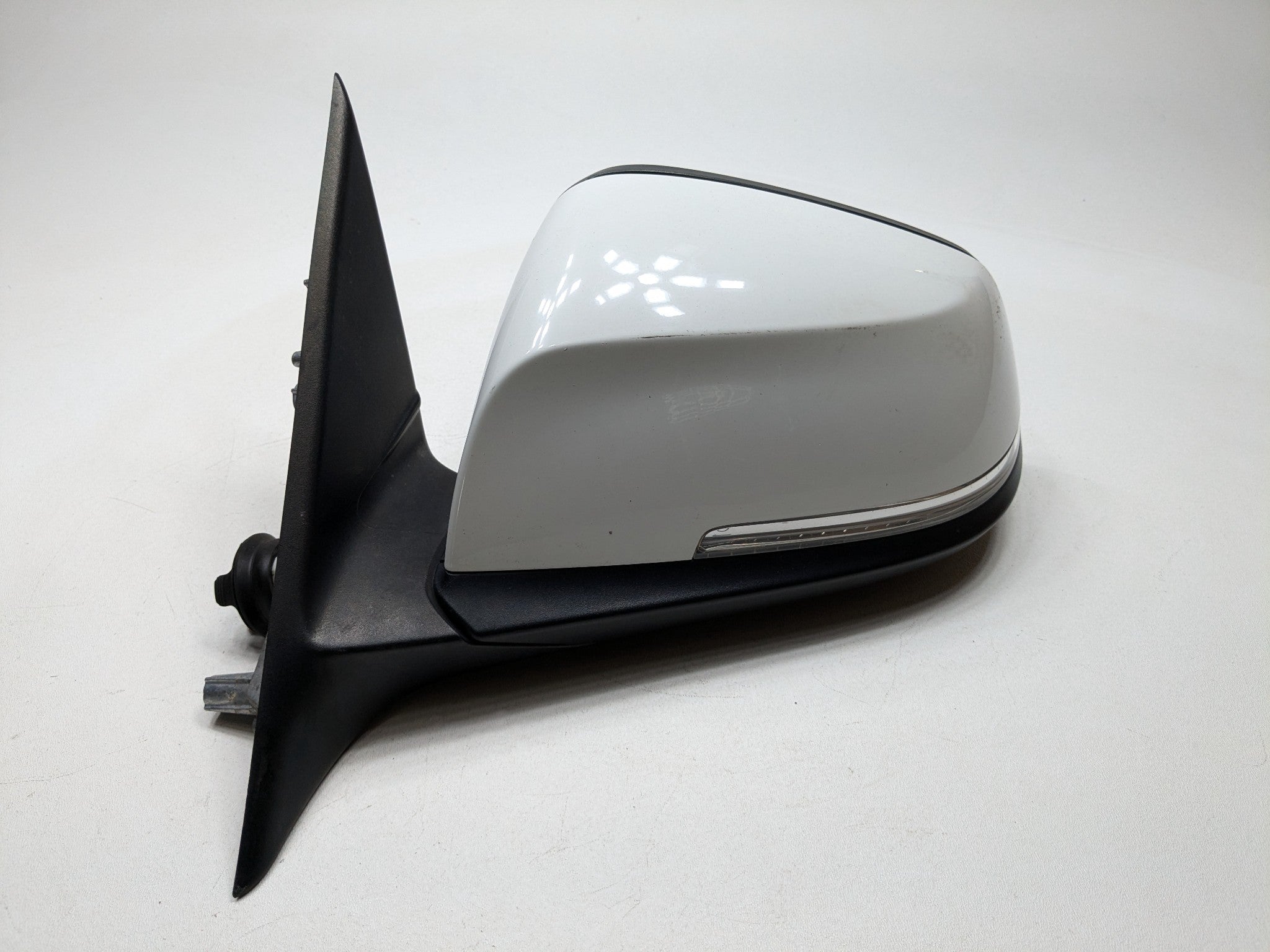 2015 - 2018 BMW 320I OEM SIDE VIEW POWER FOLD DOOR MIRROR FRONT LEFT DRIVER