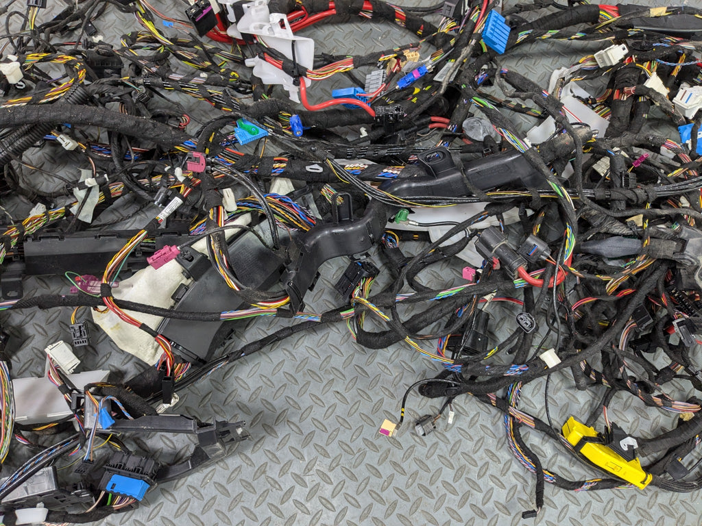 2015 - 2018 BMW 320I OEM INTERIOR BODY WIRE HARNESS CABLE AND CONNECTOR