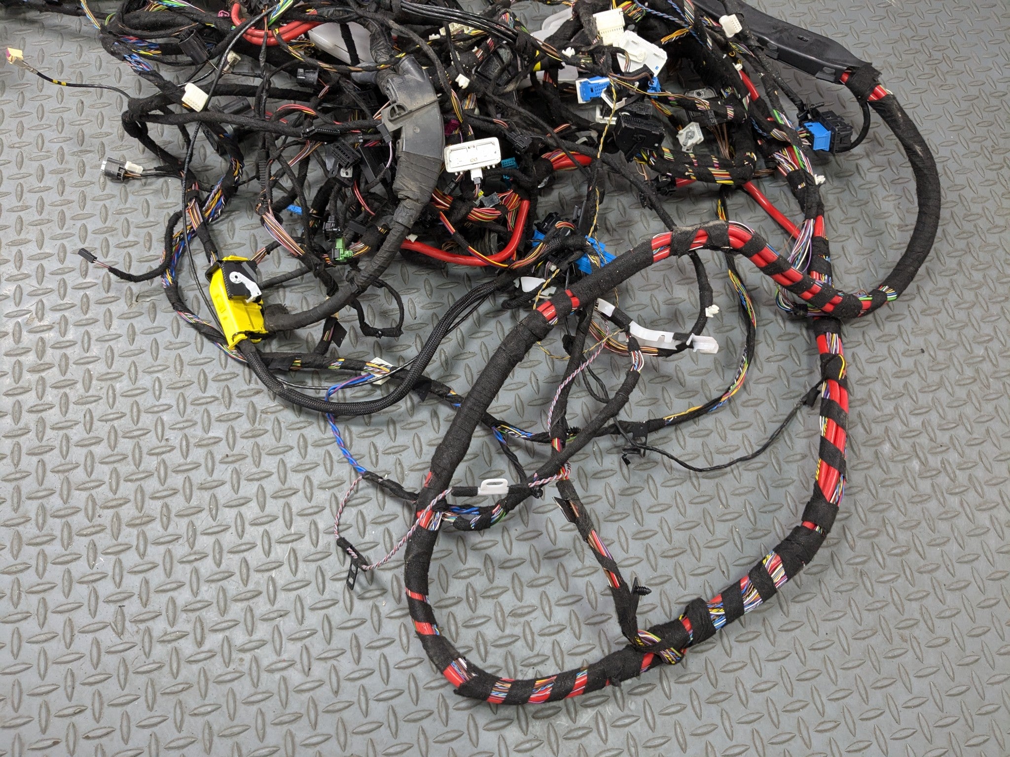 2015 - 2018 BMW 320I OEM INTERIOR BODY WIRE HARNESS CABLE AND CONNECTOR