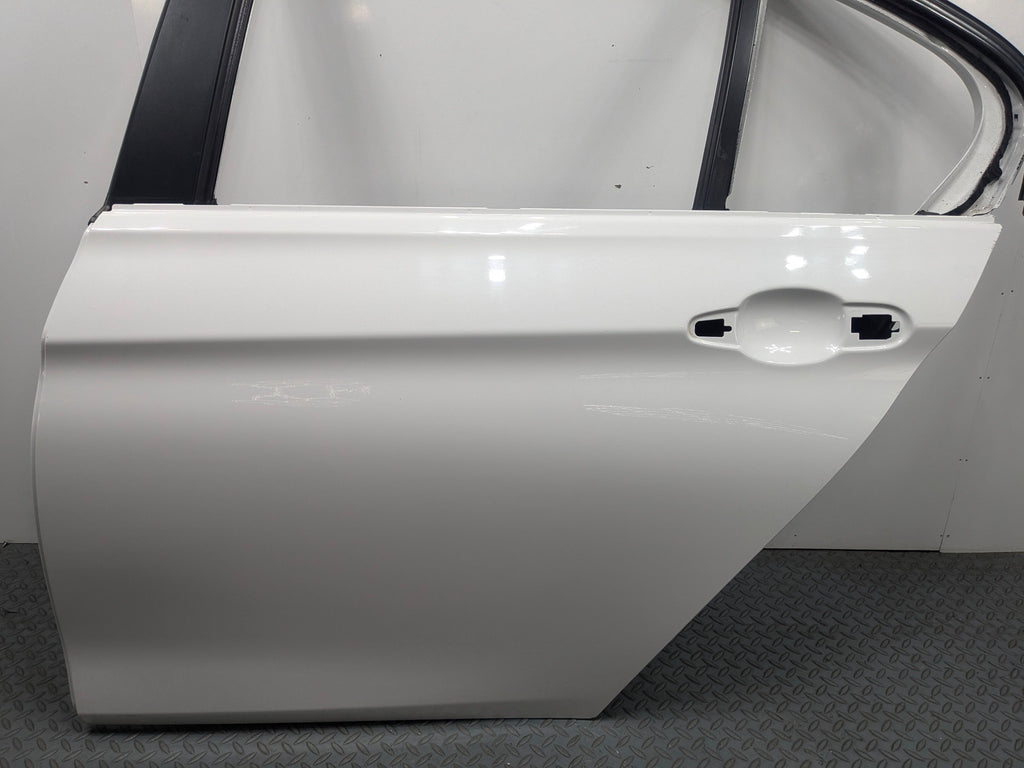2015 - 2018 BMW 320I OEM DOOR SHELL PANEL ALPINE WHITE REAR LEFT DRIVER SIDE