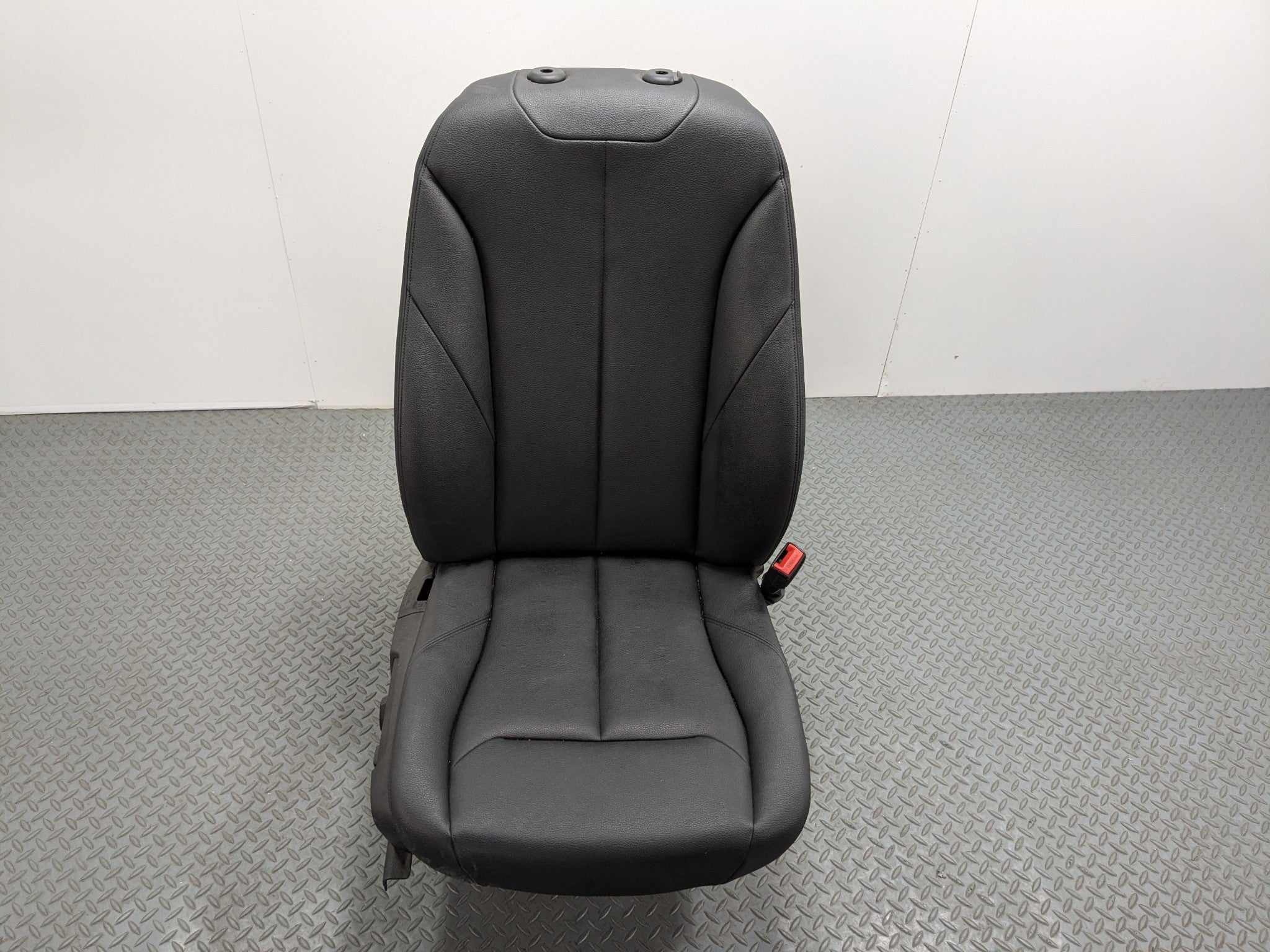 2015 - 2018 BMW 320I OEM FRONT RIGHT PASSENGER SIDE SEAT ASSEMBLY LEATHER BLACK