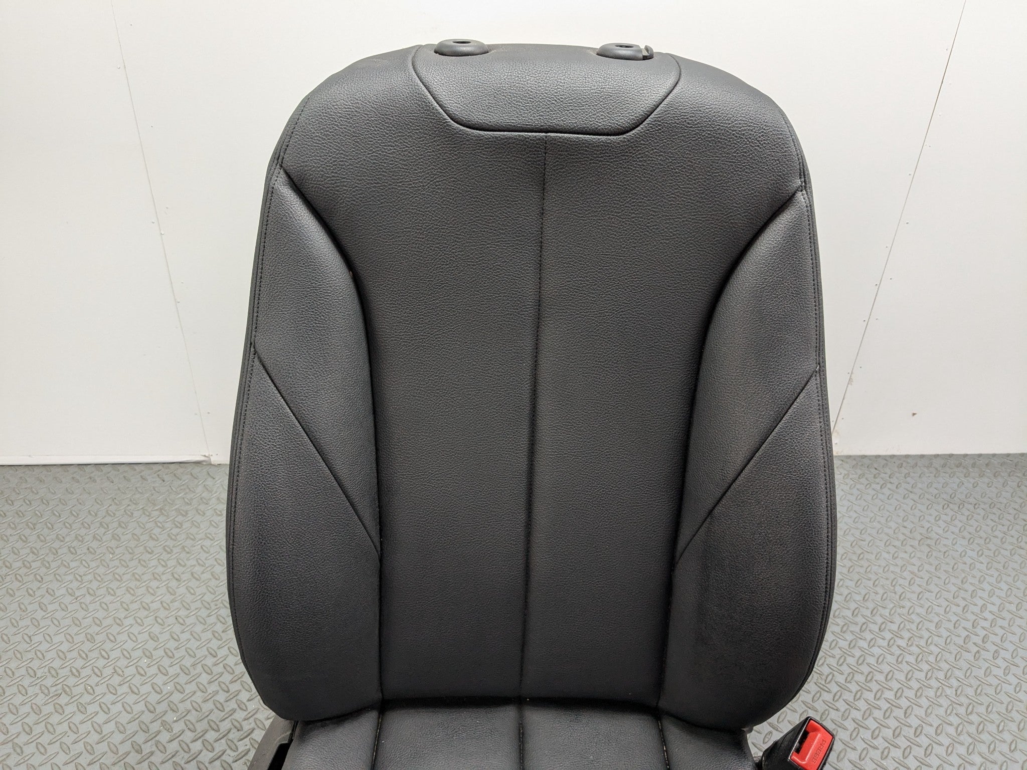 2015 - 2018 BMW 320I OEM FRONT RIGHT PASSENGER SIDE SEAT ASSEMBLY LEATHER BLACK