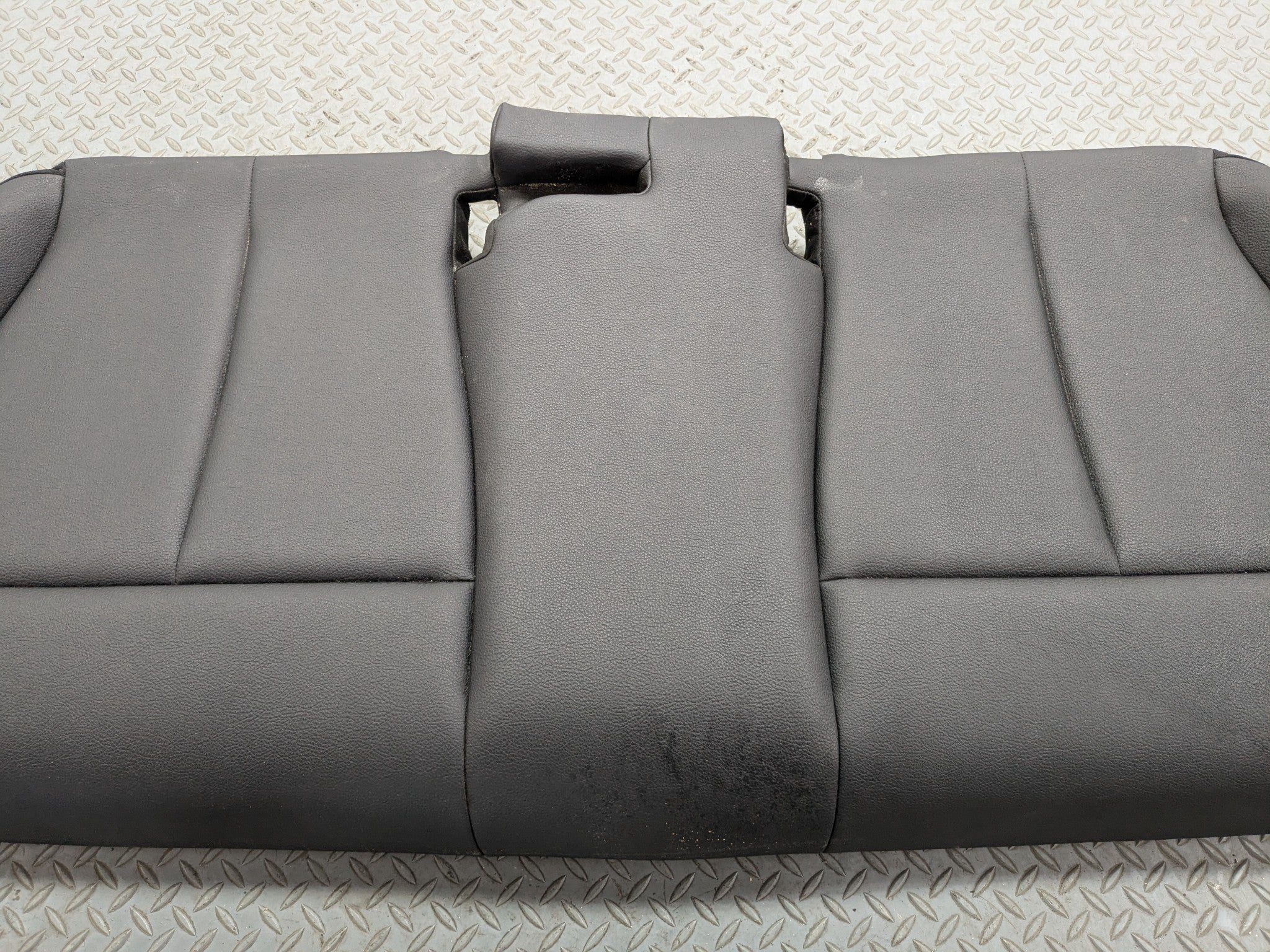 2015 - 2018 BMW 320I OEM LOWER SEAT CUSHION LEATHER BLACK REAR SECOND ROW
