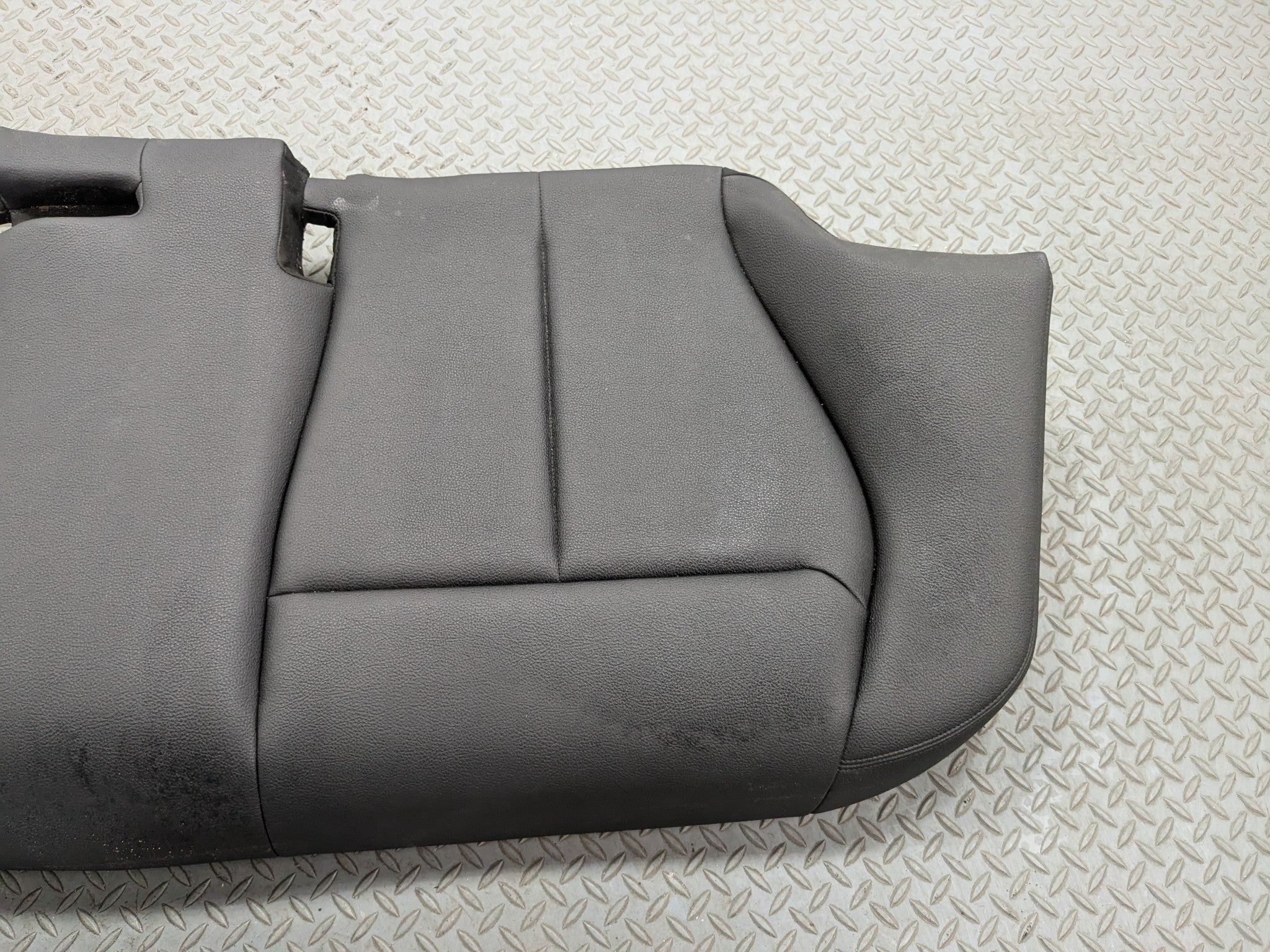 2015 - 2018 BMW 320I OEM LOWER SEAT CUSHION LEATHER BLACK REAR SECOND ROW