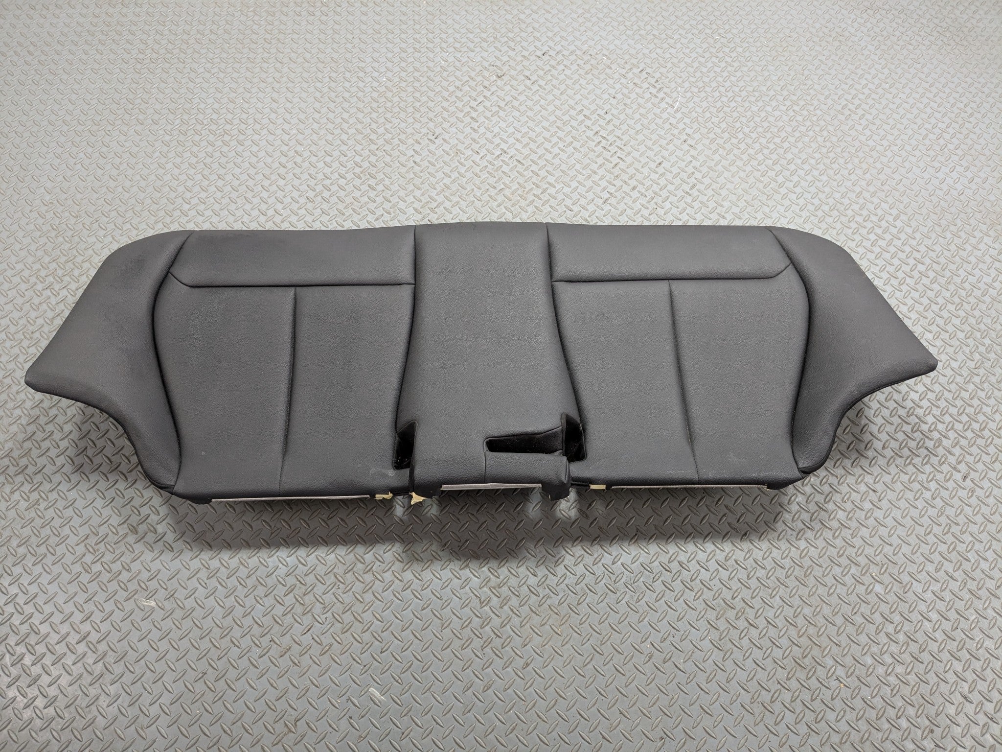 2015 - 2018 BMW 320I OEM LOWER SEAT CUSHION LEATHER BLACK REAR SECOND ROW