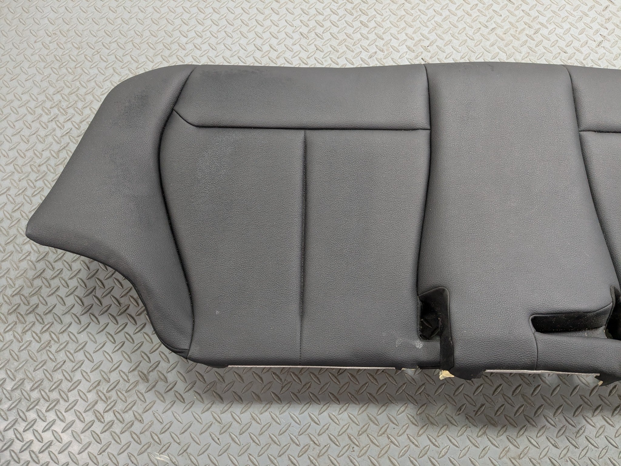 2015 - 2018 BMW 320I OEM LOWER SEAT CUSHION LEATHER BLACK REAR SECOND ROW