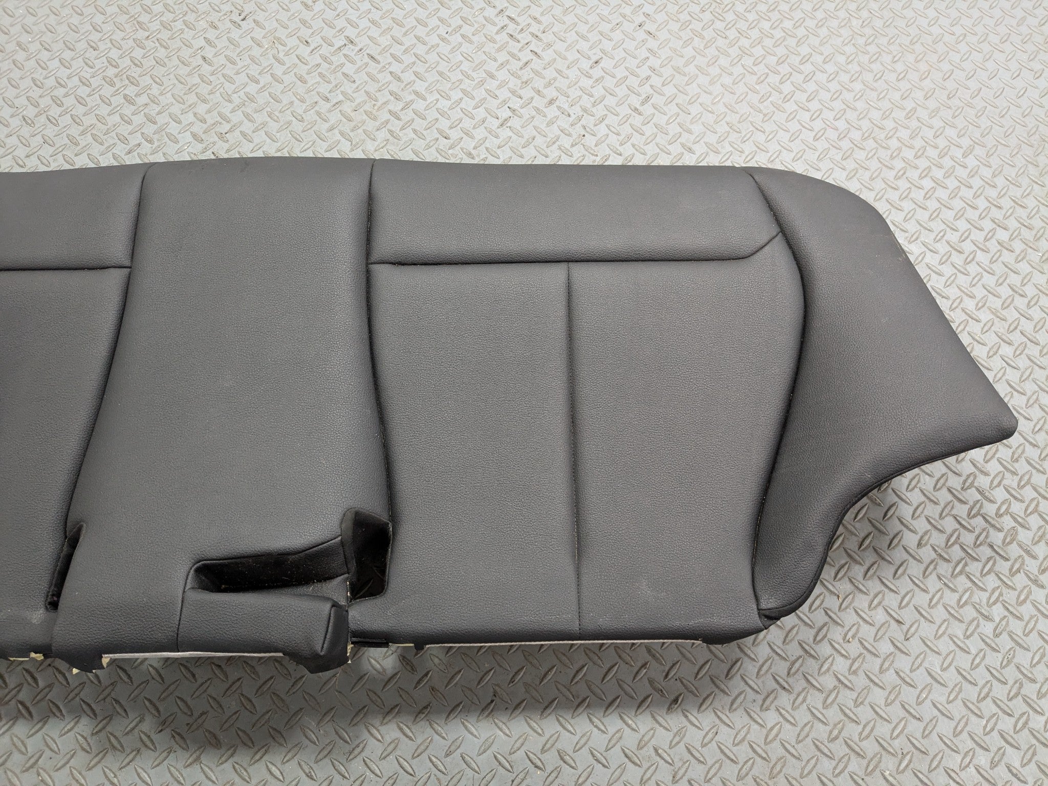 2015 - 2018 BMW 320I OEM LOWER SEAT CUSHION LEATHER BLACK REAR SECOND ROW