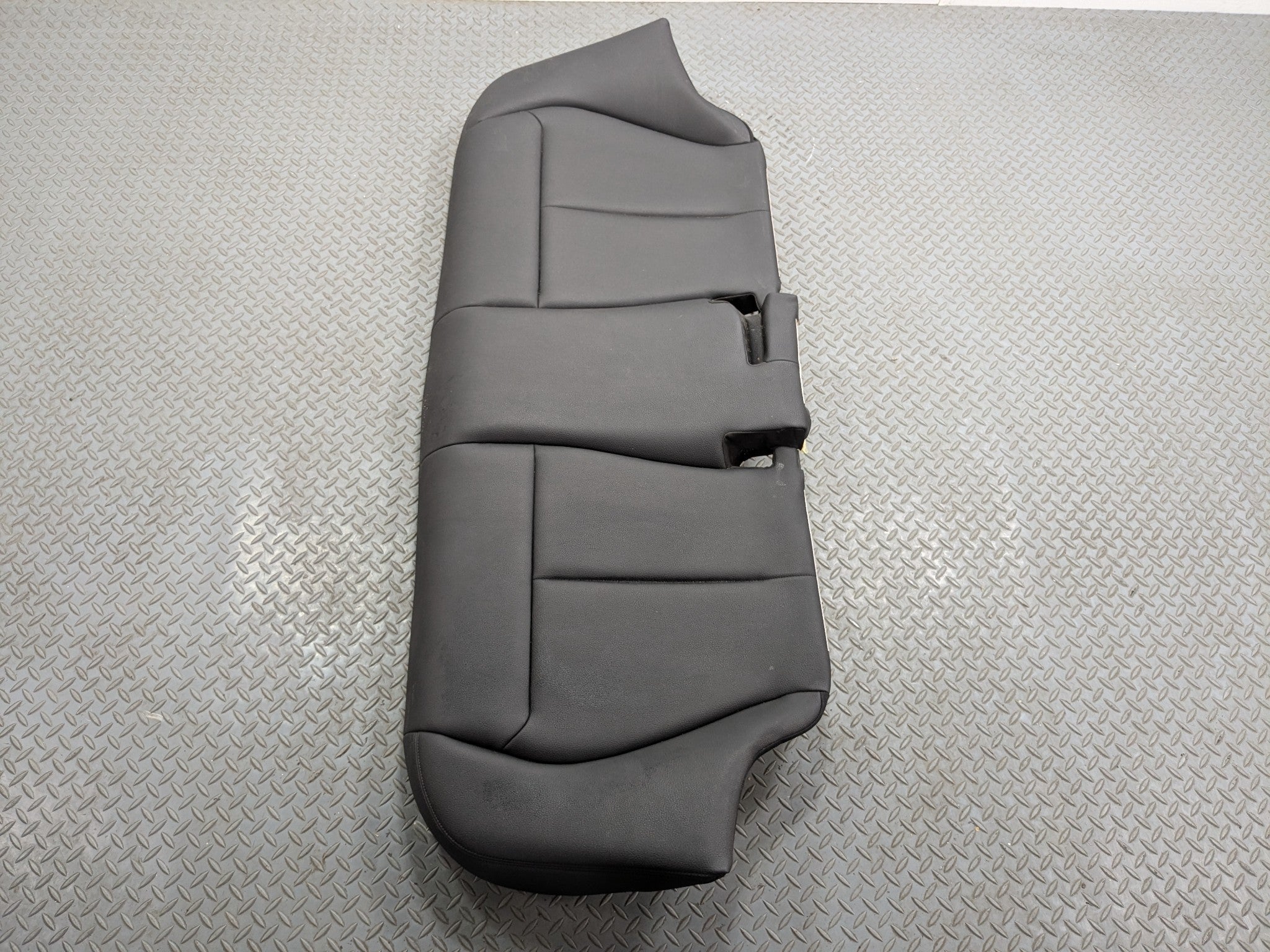 2015 - 2018 BMW 320I OEM LOWER SEAT CUSHION LEATHER BLACK REAR SECOND ROW