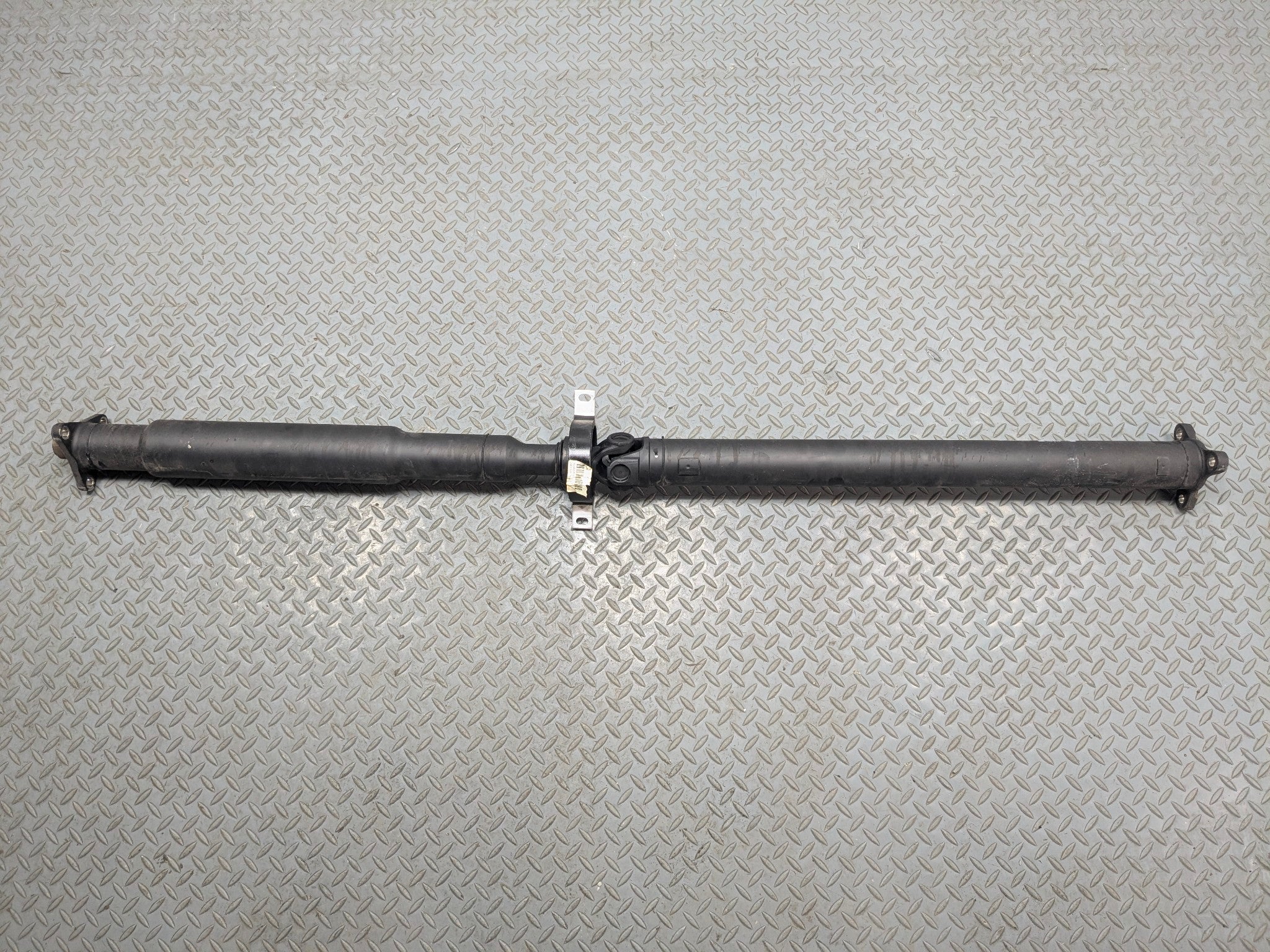 2015 - 2018 BMW 320I OEM REAR DRIVESHAFT DRIVE SHAFT PROPELLER AUTOMATIC