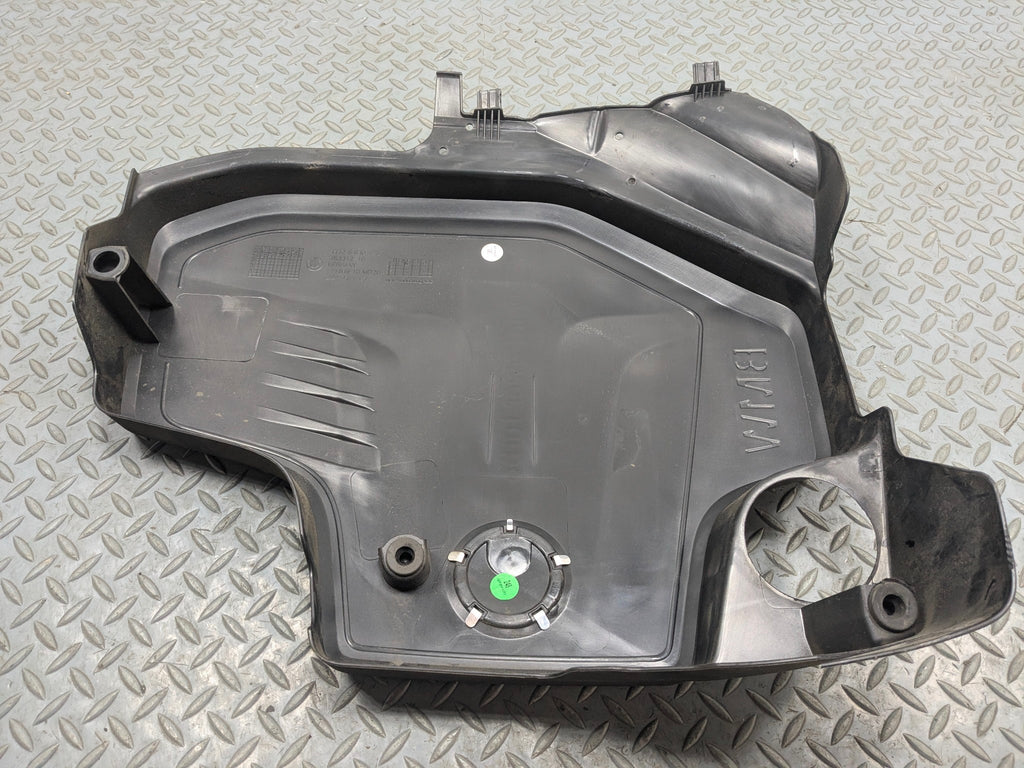 2015 - 2018 BMW 320I OEM ENGINE MOTOR TOP APPEARANCE COVER PANEL BLACK