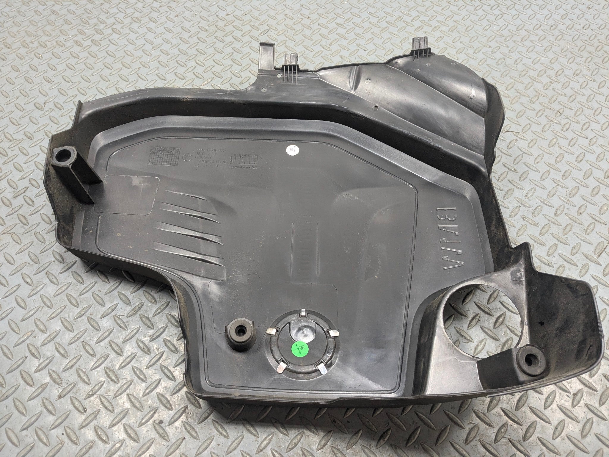 2015 - 2018 BMW 320I OEM ENGINE MOTOR TOP APPEARANCE COVER PANEL BLACK