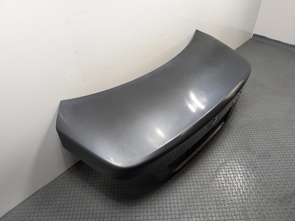 08 - 10 BMW 528I OEM REAR TRUNK BOOT DECK LID WITH EMBLEM GRAY METALLIC PLATINUM