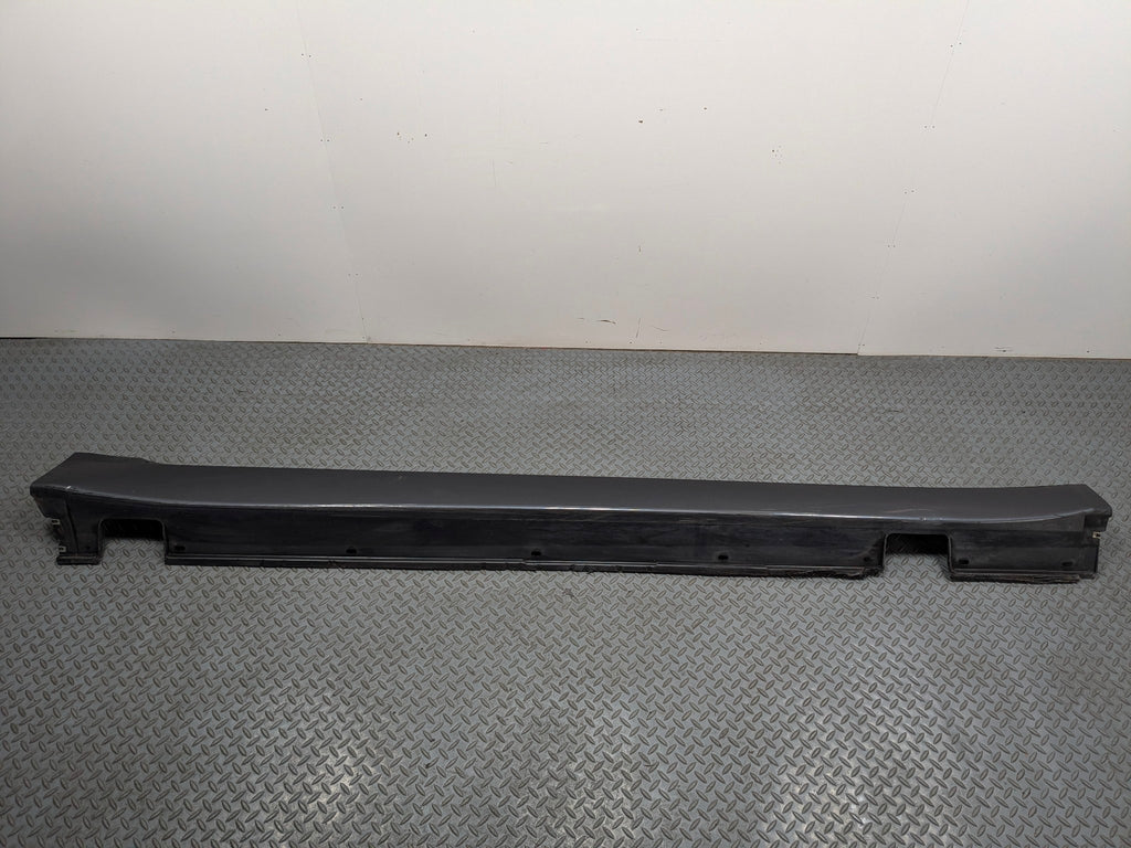 08 - 10 BMW 528I OEM ROCKER MOLDING SKIRT COVER PANEL GRAY RIGHT PASSENGER SIDE