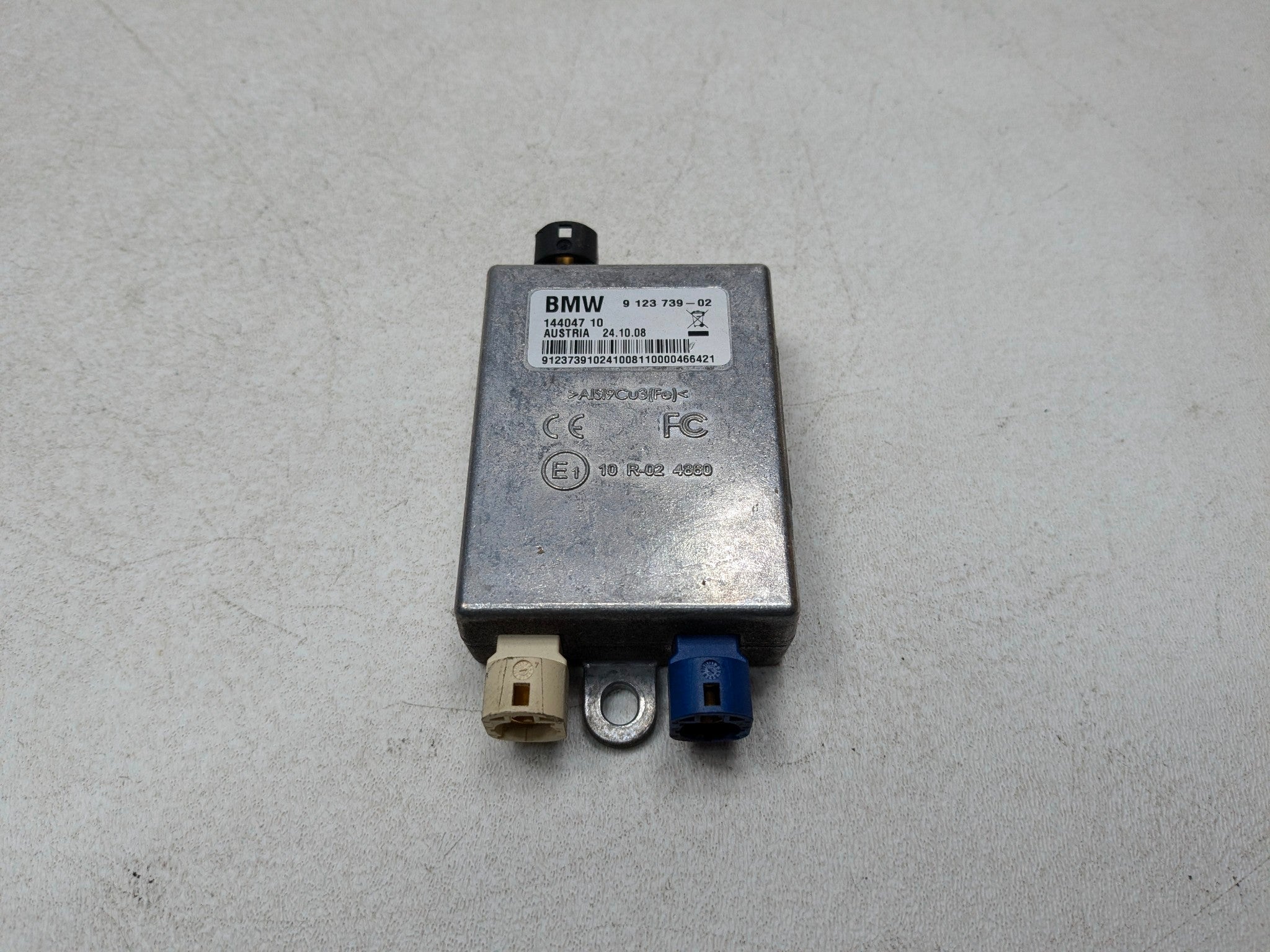 2008 - 2010 BMW 528I OEM USB HUB AUDIO INTERFACE ANTENNA CONTROL MODULE UNIT
