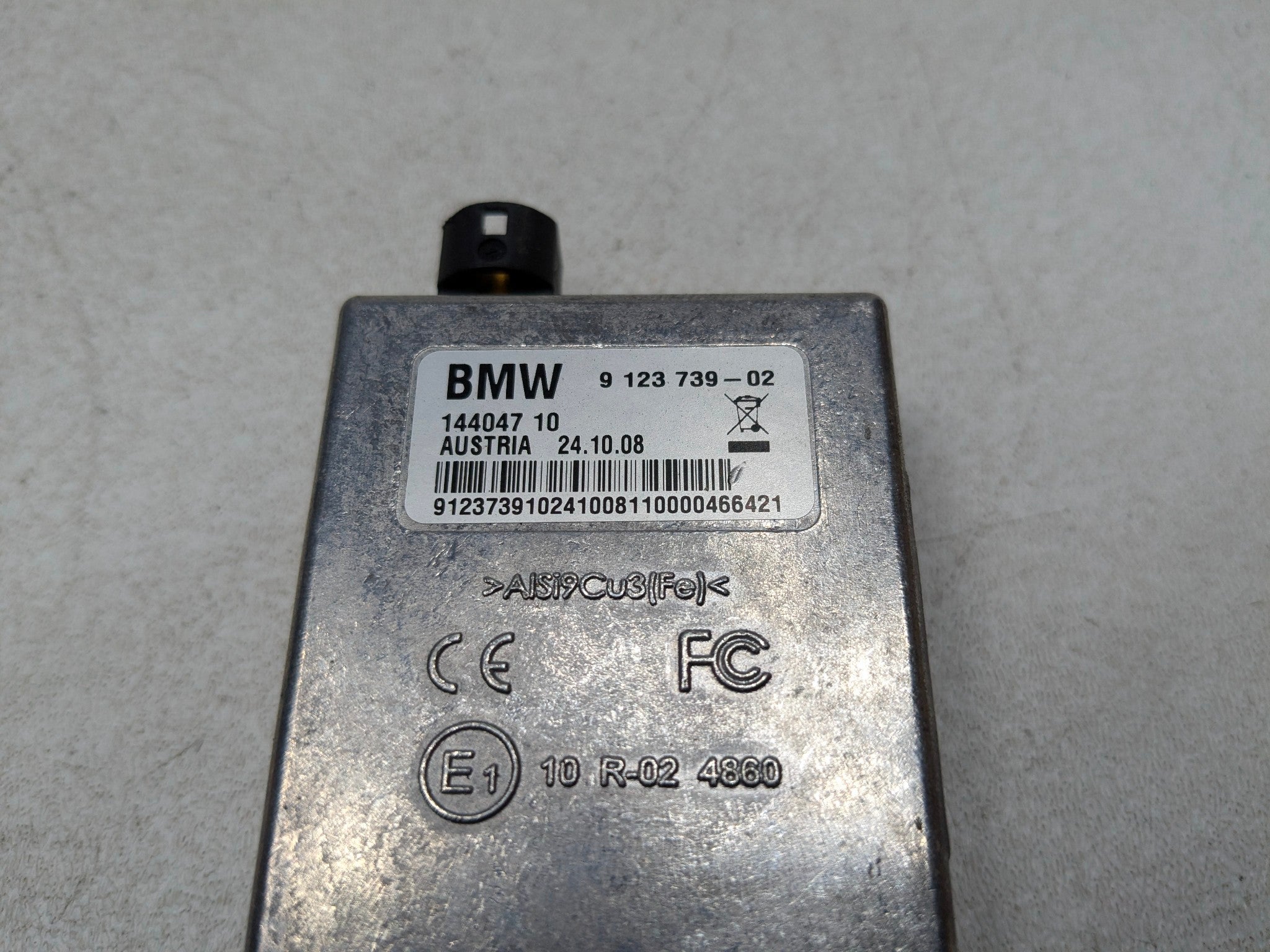 2008 - 2010 BMW 528I OEM USB HUB AUDIO INTERFACE ANTENNA CONTROL MODULE UNIT