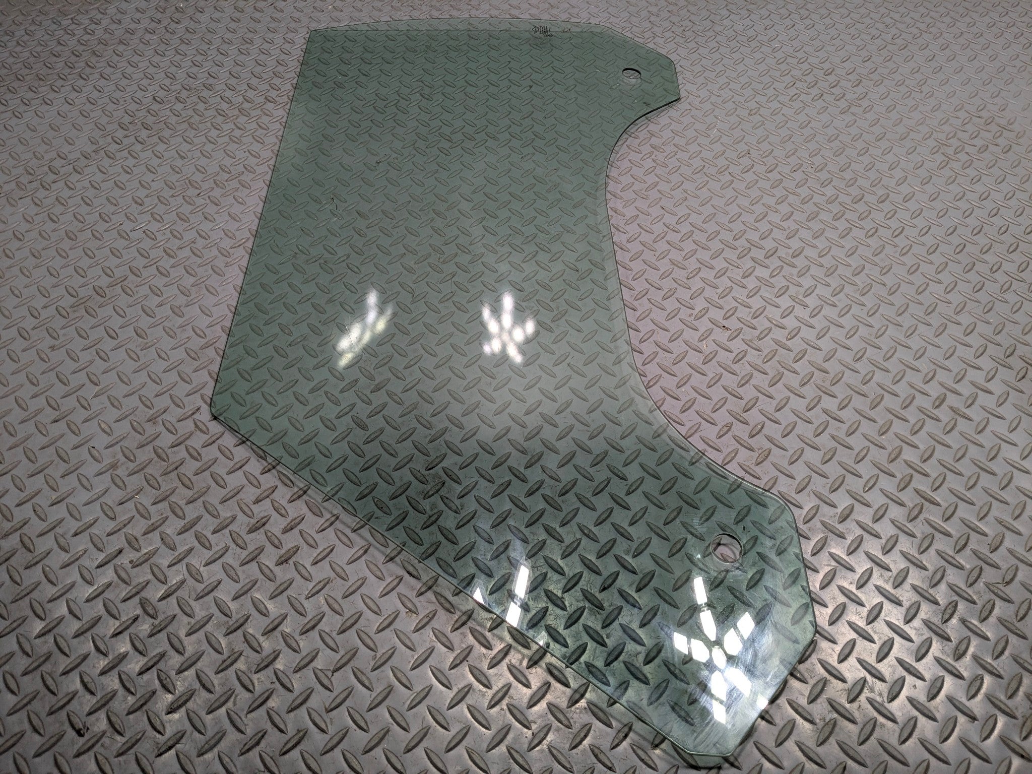 2011 - 2013 MINI COOPER OEM DOOR WINDOW GLASS FRONT LEFT DRIVER SIDE