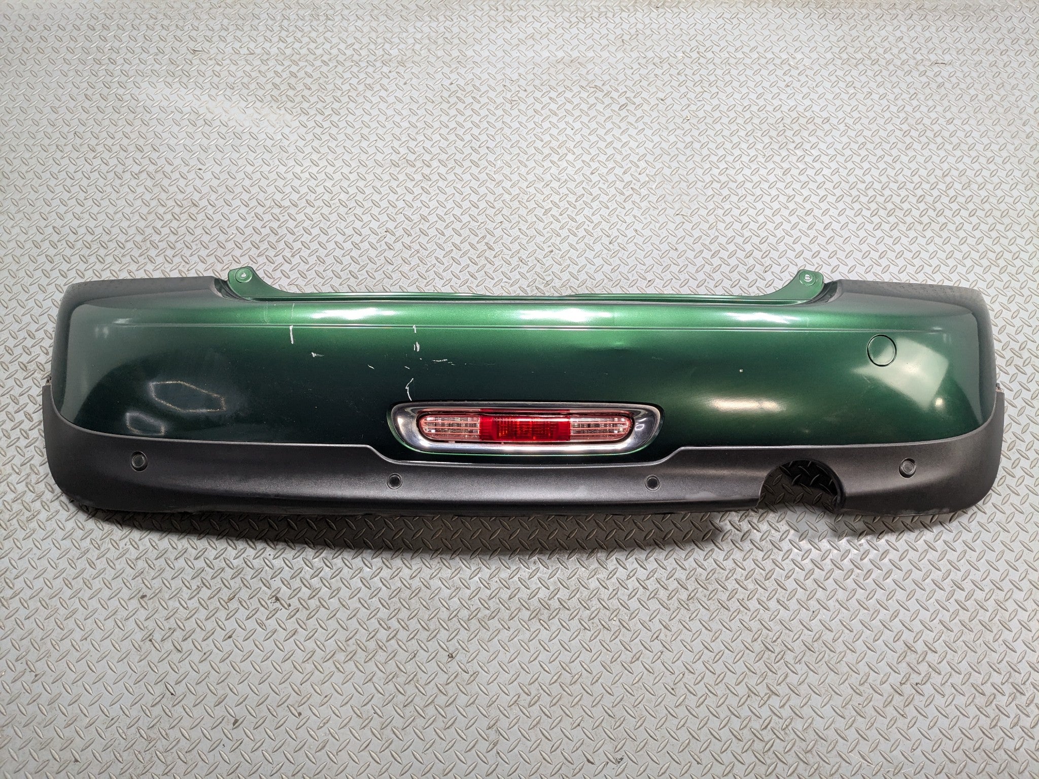 11 - 13 MINI COOPER OEM REAR BUMPER COVER PANEL GREEN WITH BUMPER LIGHT ASSEMBLY