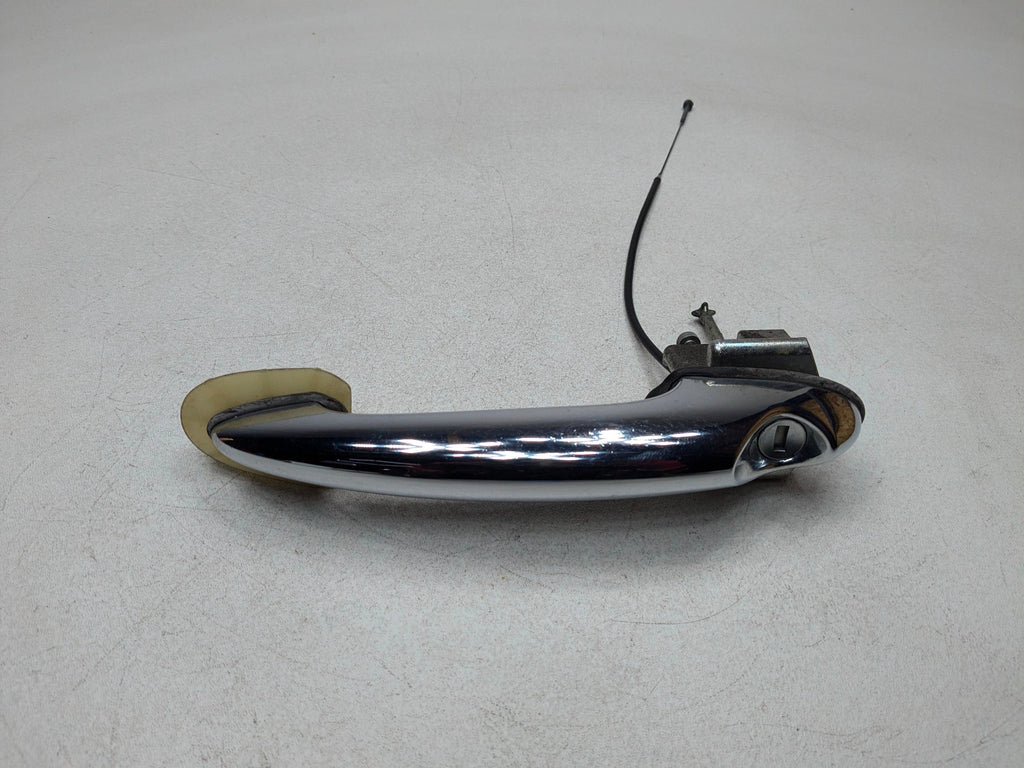 2011 - 2013 MINI COOPER OEM EXTERIOR DOOR HANDLE FRONT LEFT DRIVER SIDE