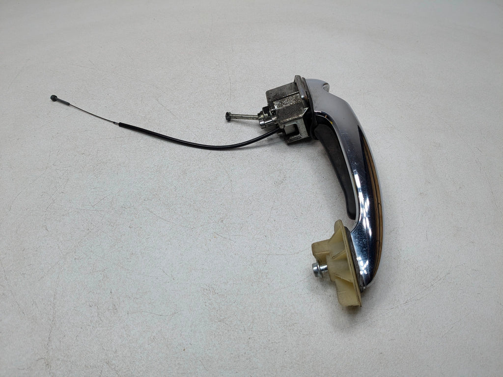 2011 - 2013 MINI COOPER OEM EXTERIOR DOOR HANDLE FRONT LEFT DRIVER SIDE