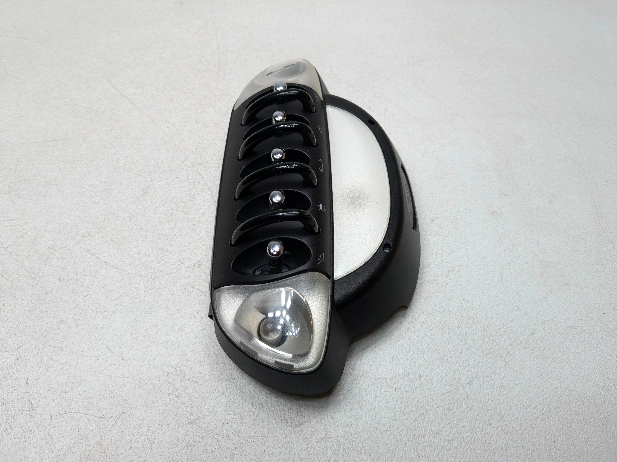 2011 - 2013 MINI COOPER OEM FRONT ROOF INTERIOR OVERHEAD CONSOLE DOME LIGHT