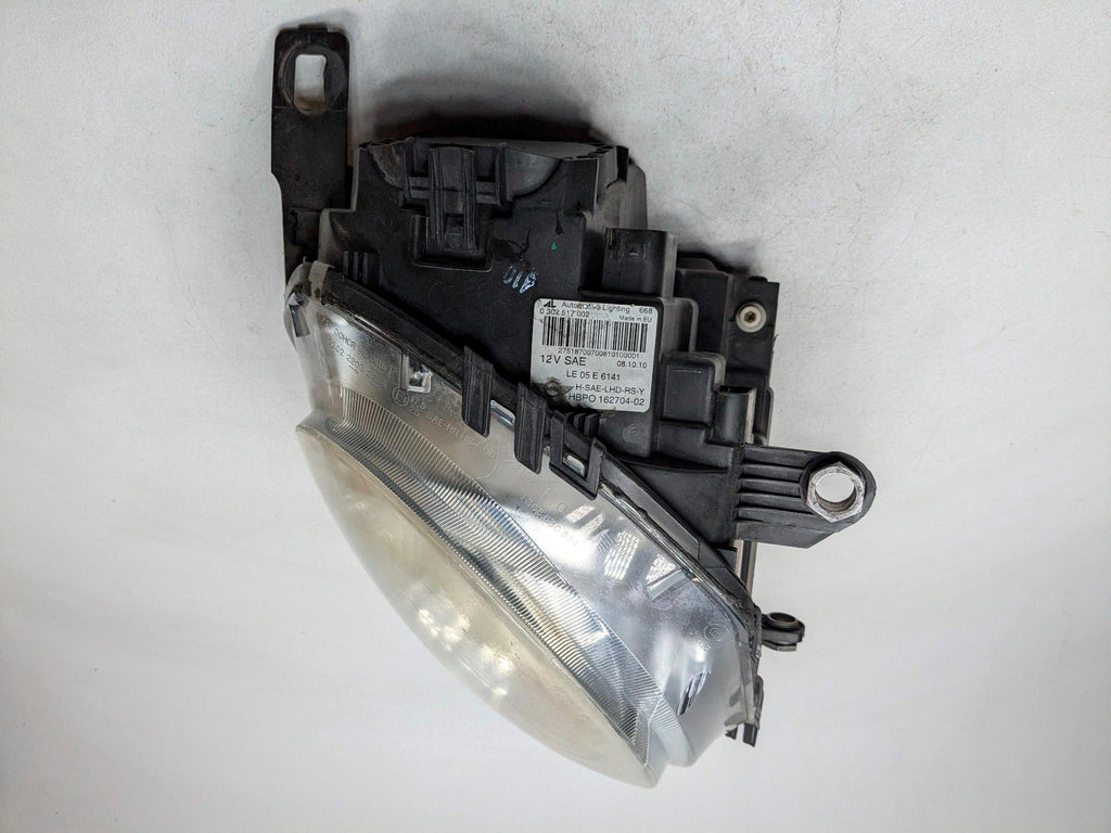 2011 - 2013 MINI COOPER OEM RIGHT PASSENGER SIDE HEADLIGHT LAMP HALOGEN