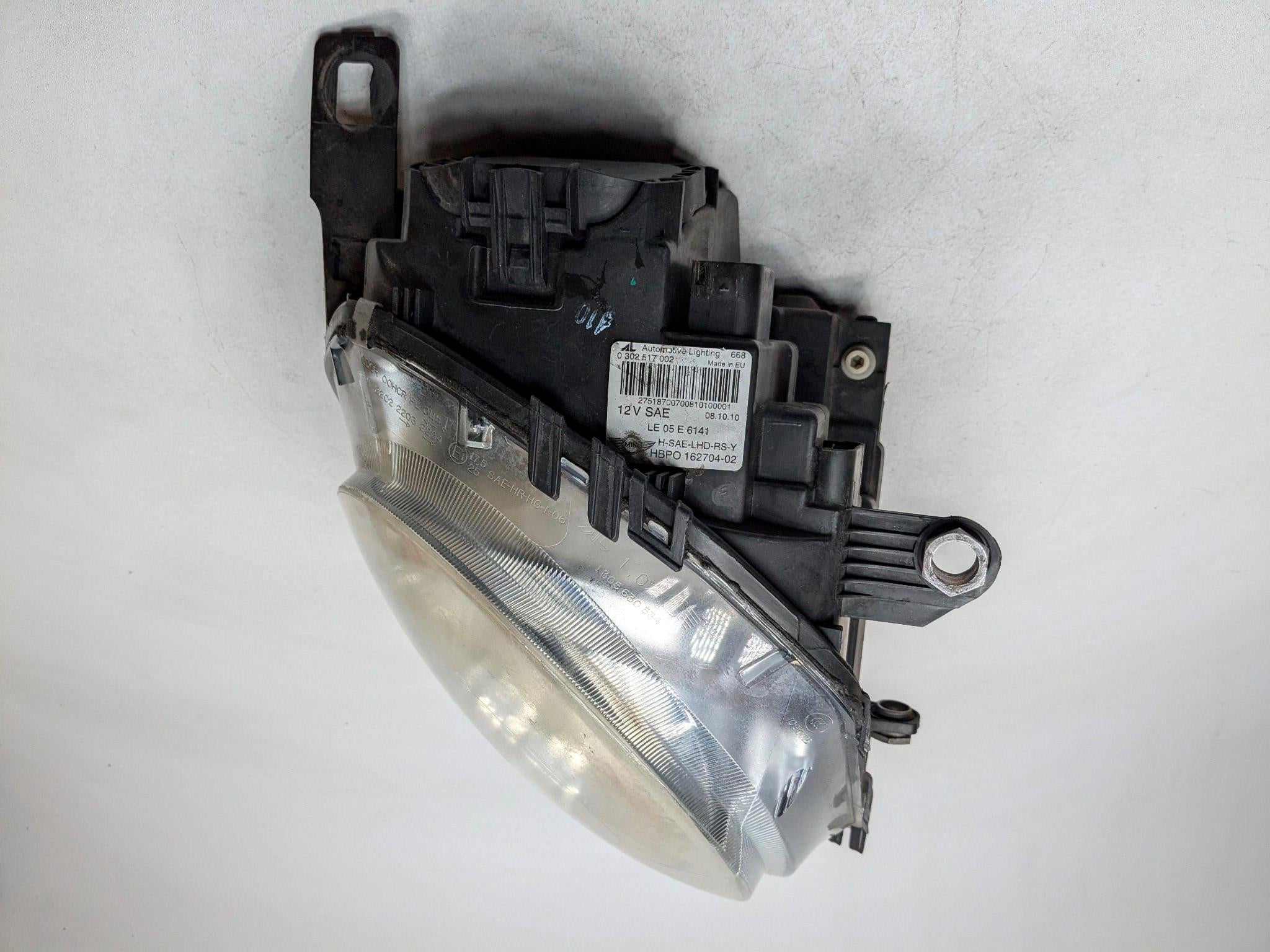2011 - 2013 MINI COOPER OEM RIGHT PASSENGER SIDE HEADLIGHT LAMP HALOGEN