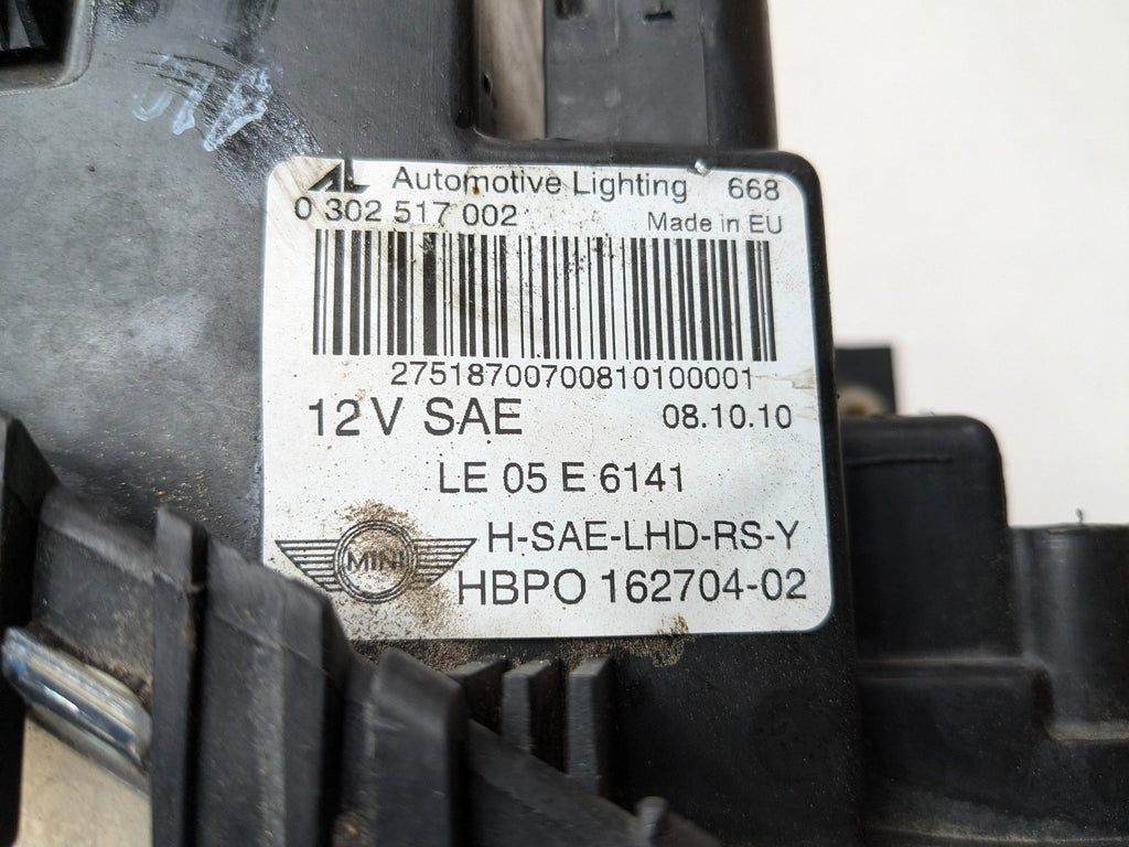 2011 - 2013 MINI COOPER OEM RIGHT PASSENGER SIDE HEADLIGHT LAMP HALOGEN