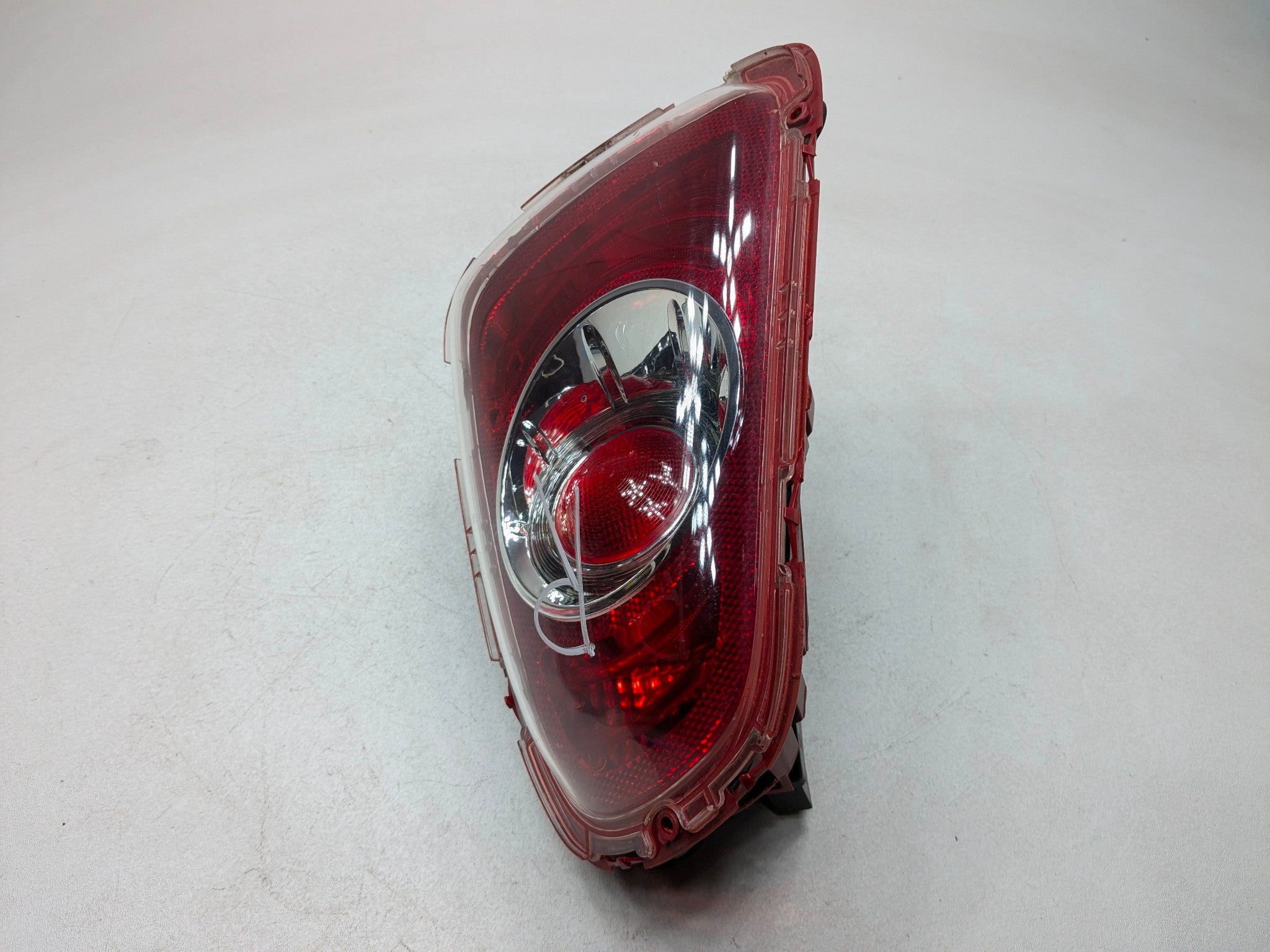 2011 - 2013 MINI COOPER OEM TAIL LIGHT ASSEMBLY REAR RIGHT PASSENGER SIDE