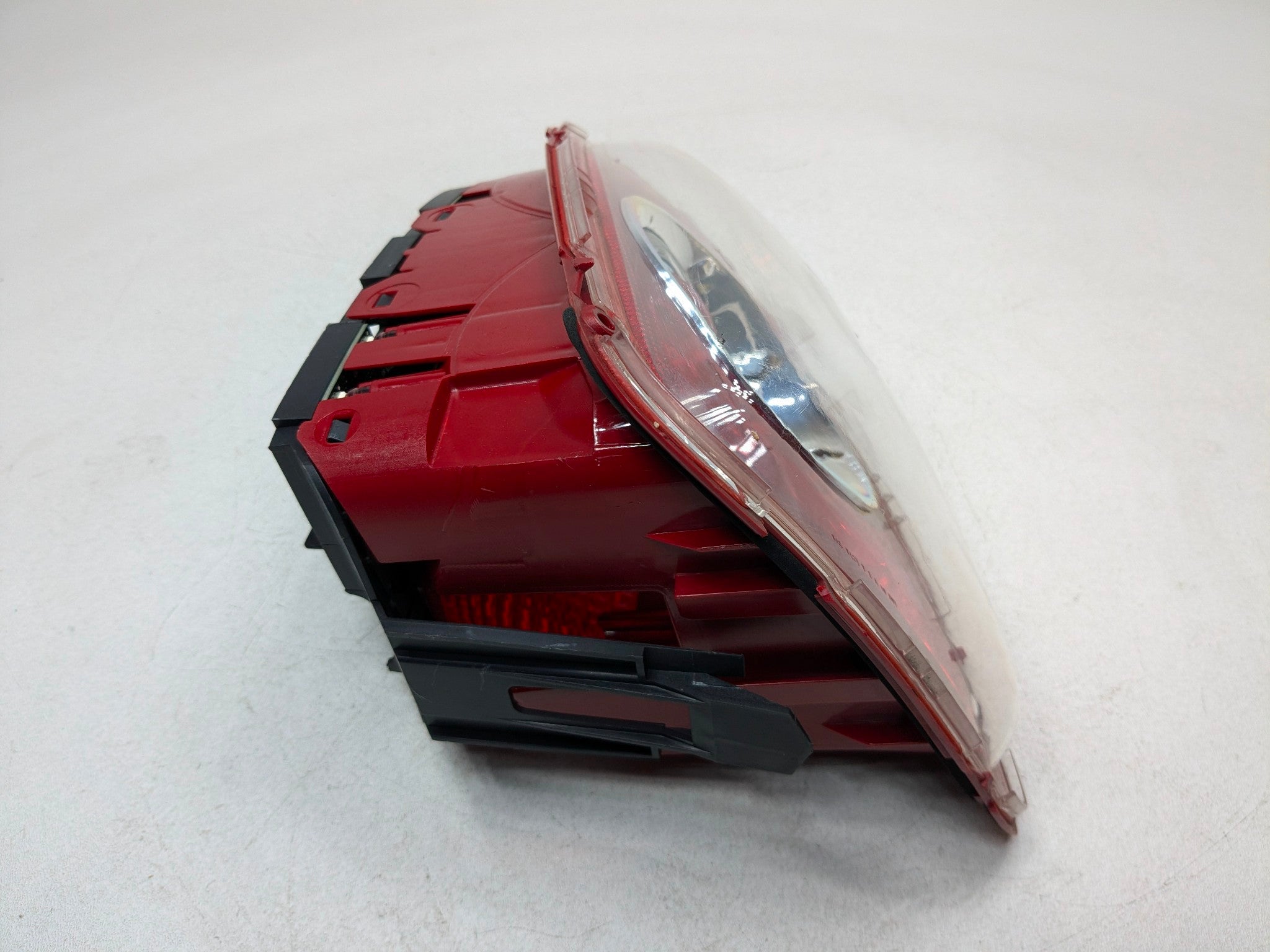 2011 - 2013 MINI COOPER OEM TAIL LIGHT ASSEMBLY REAR LEFT DRIVER SIDE